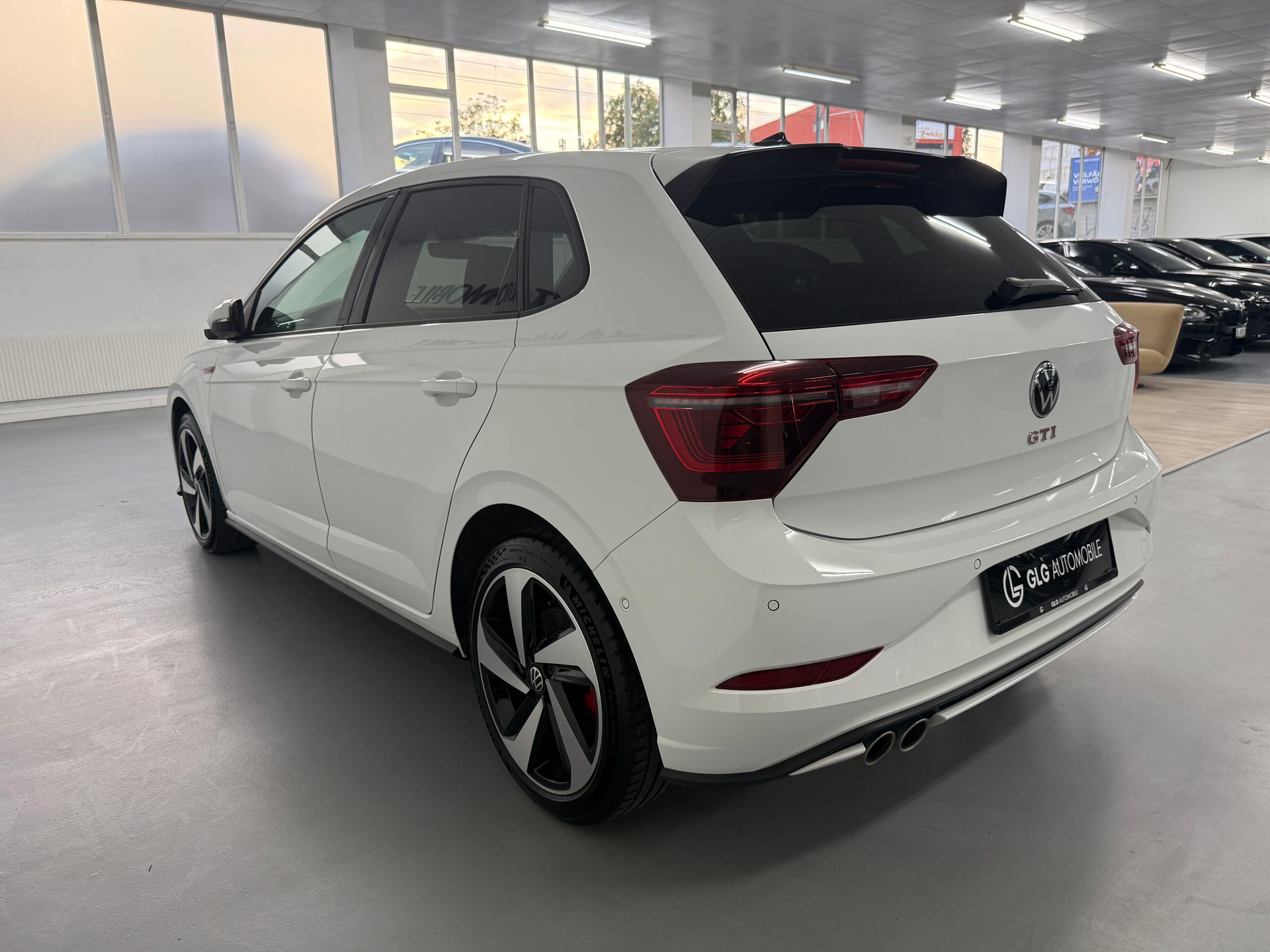 VW Polo 2.0 TSI GTI DSG-image-5