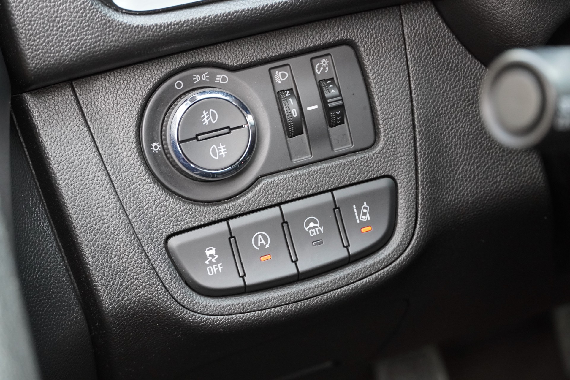 OPEL Karl 1.0 EcoFLEX Enjoy-image-16