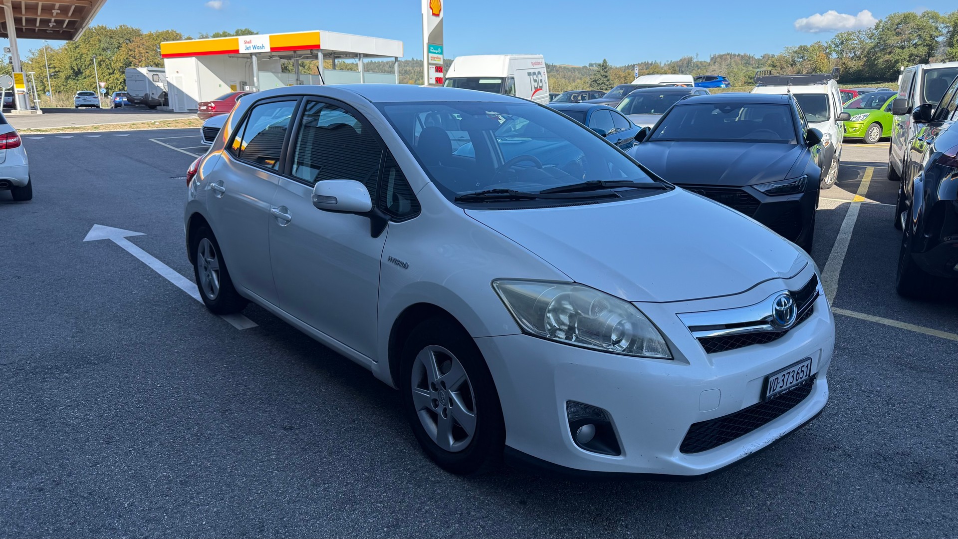 TOYOTA Auris 1.8 16V HSD Linea Luna-image-1