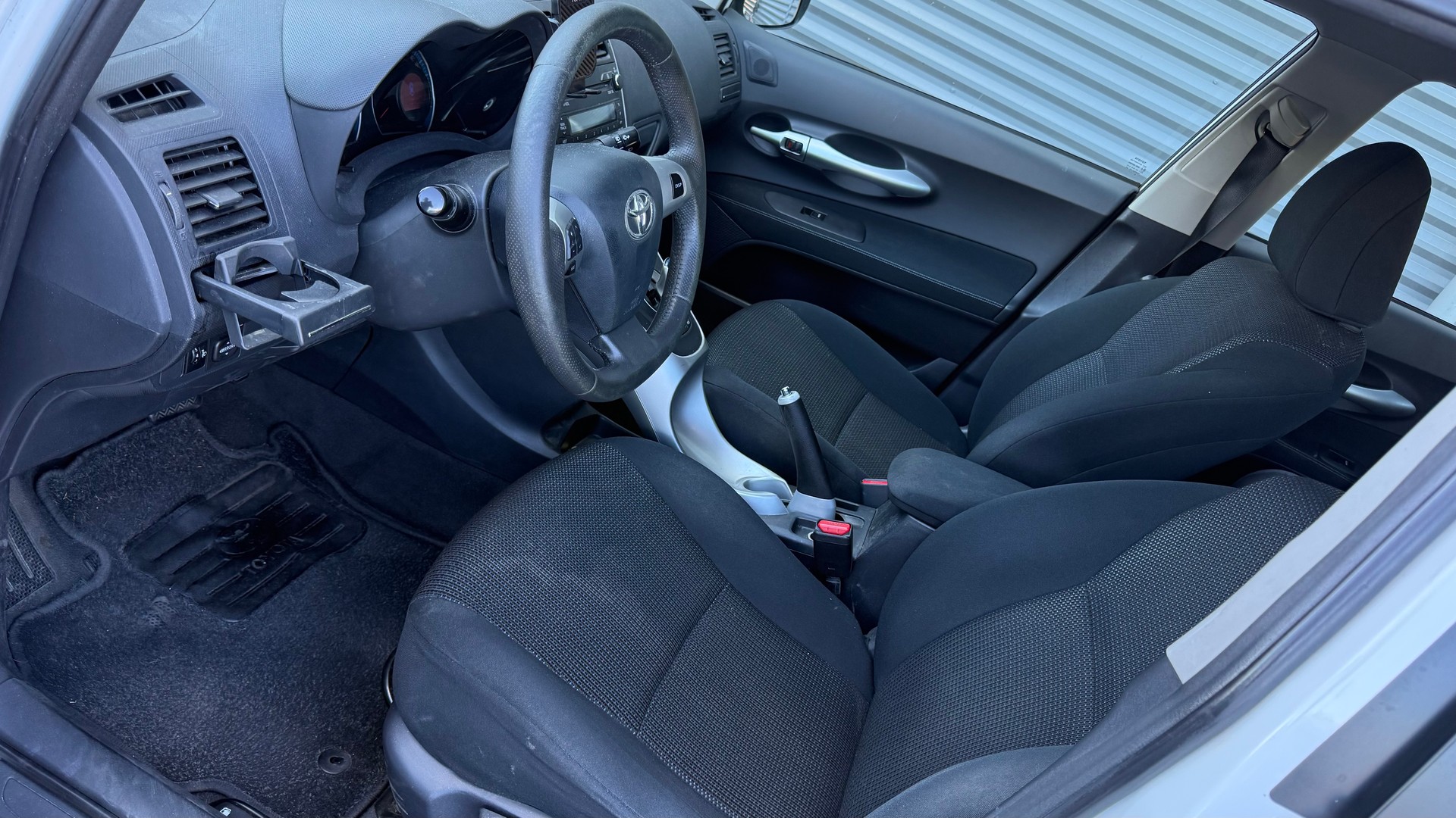 TOYOTA Auris 1.8 16V HSD Linea Luna-image-6