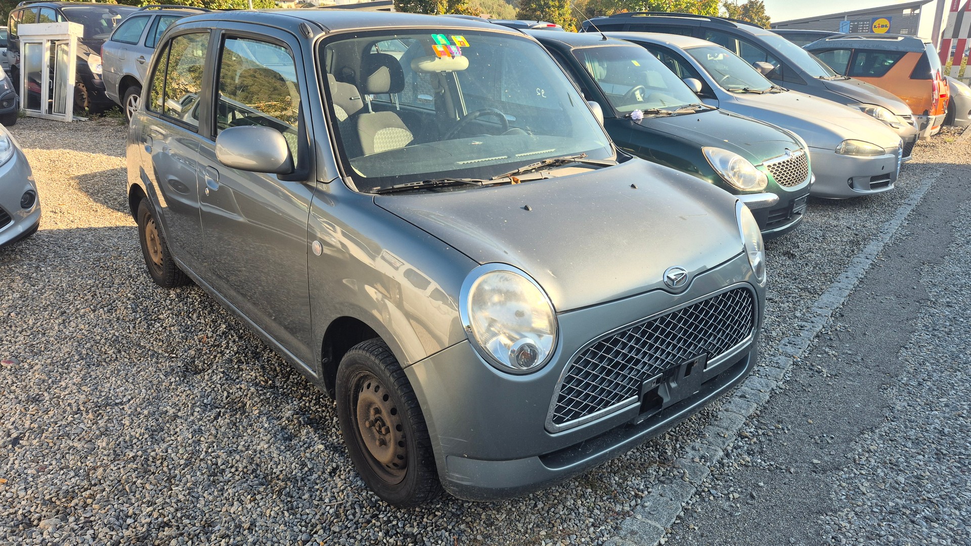 DAIHATSU Trevis 1.0-image-2