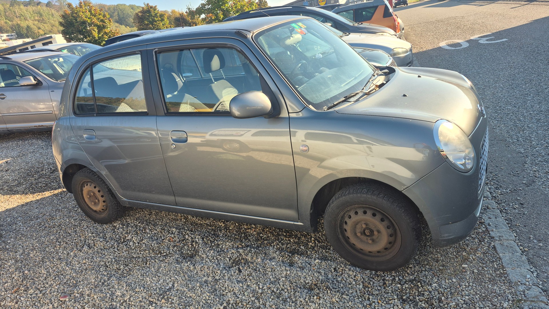 DAIHATSU Trevis 1.0-image-3