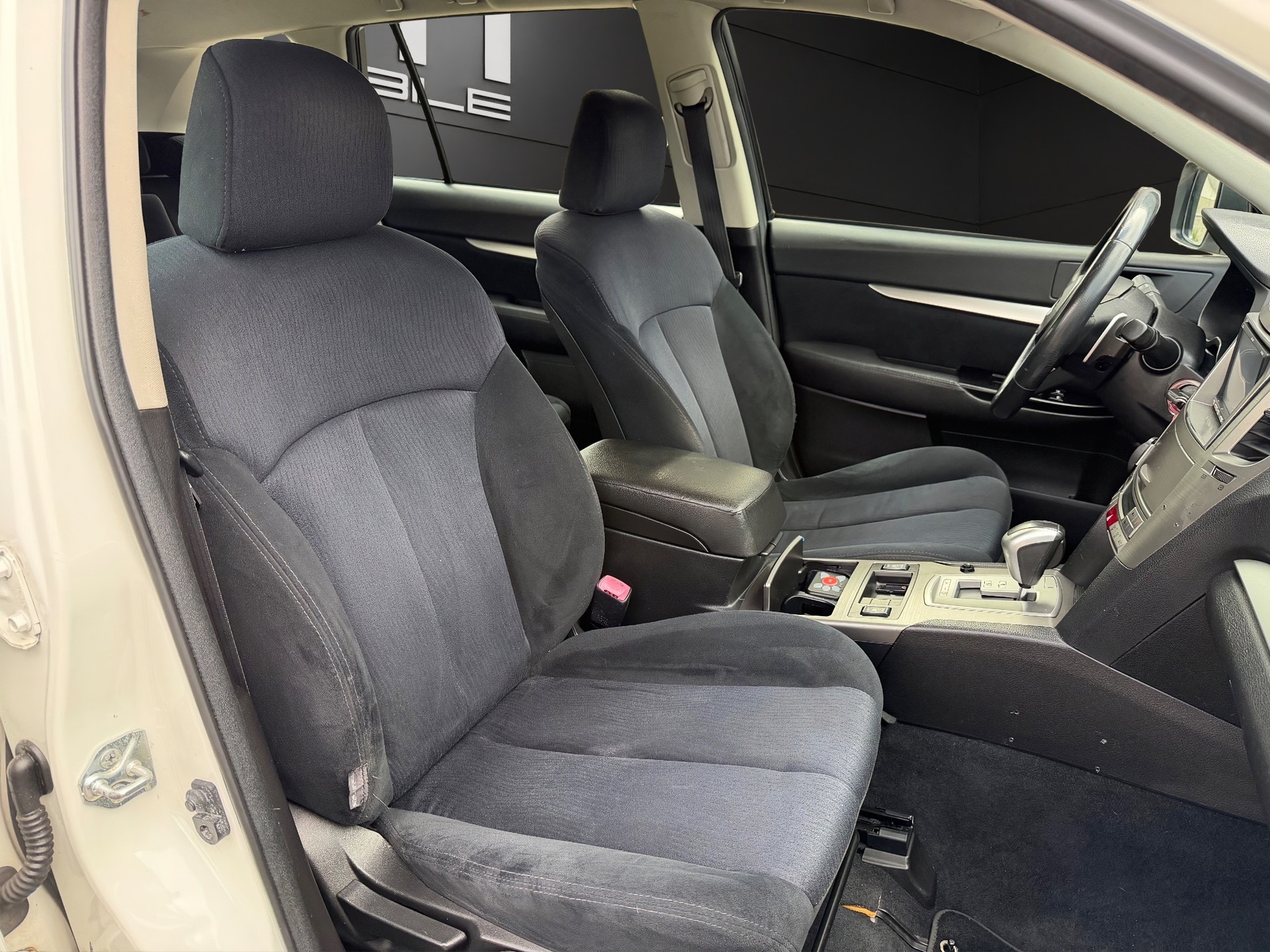 SUBARU Outback 2.5i Swiss AWD Lineartronic-image-15