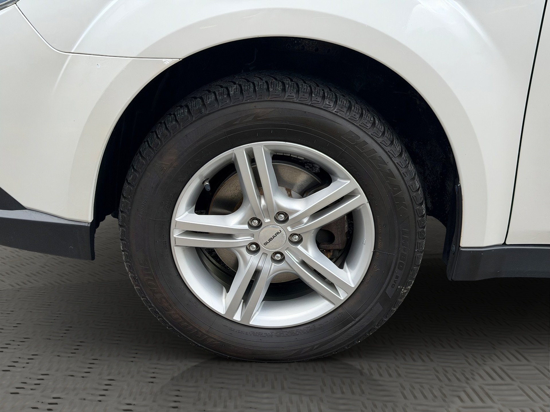 SUBARU Outback 2.5i Swiss AWD Lineartronic-image-24
