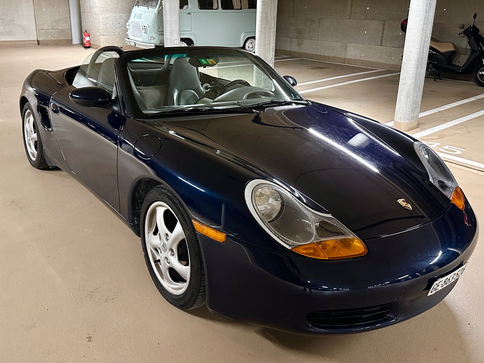 PORSCHE 2.5-image-0