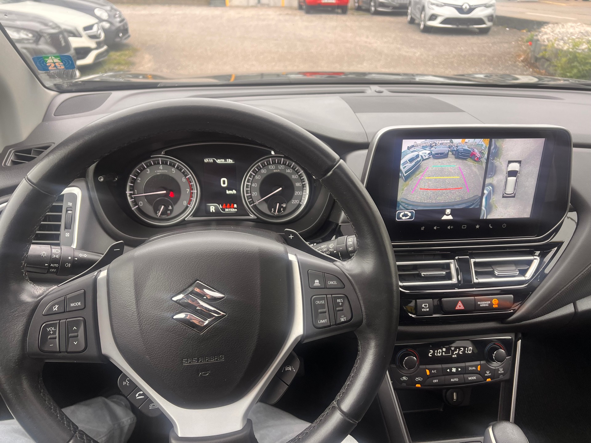 SUZUKI SX4 S-Cross 1.4 16V Compact Top Hybrid 4WD Automatic-image-13