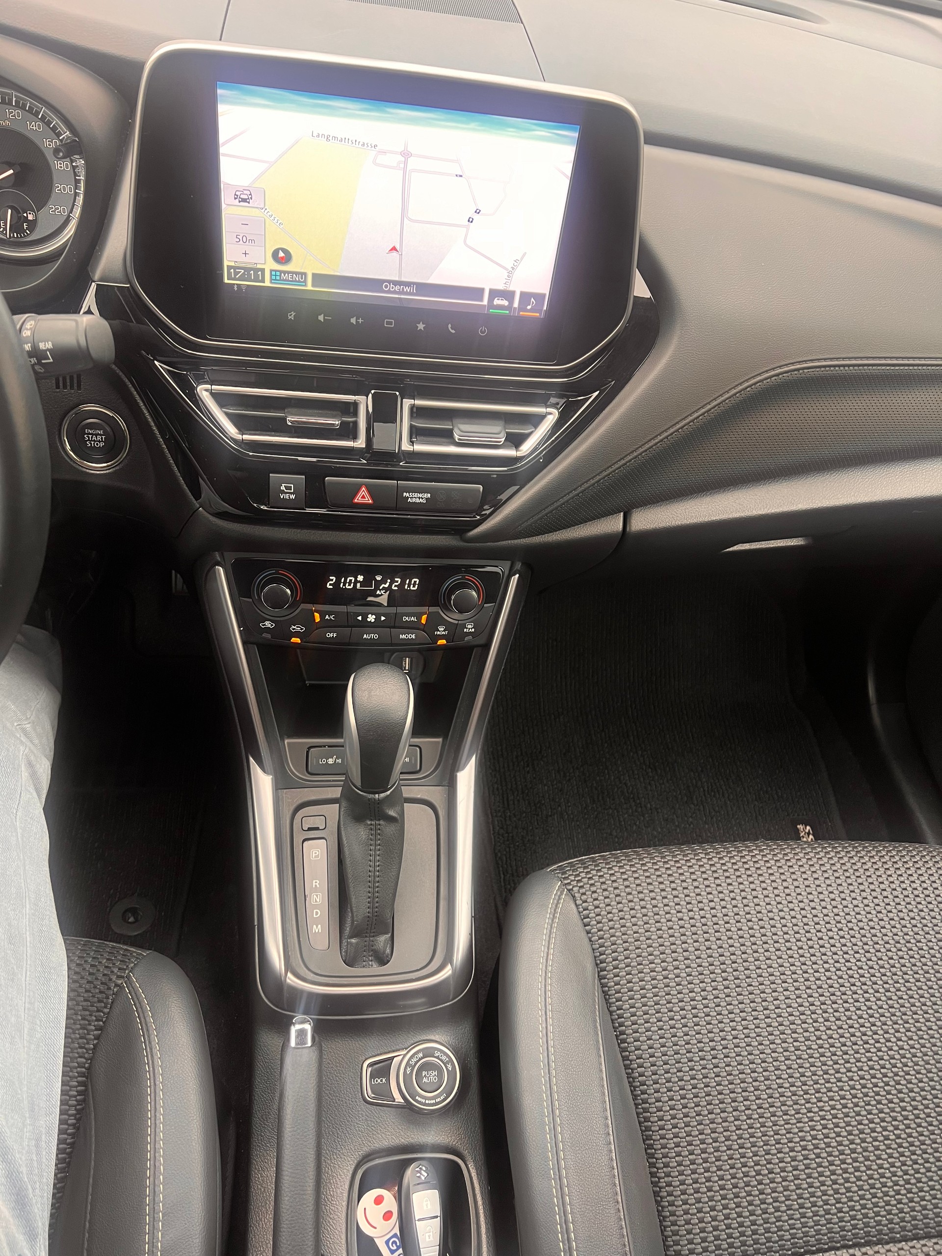 SUZUKI SX4 S-Cross 1.4 16V Compact Top Hybrid 4WD Automatic-image-9