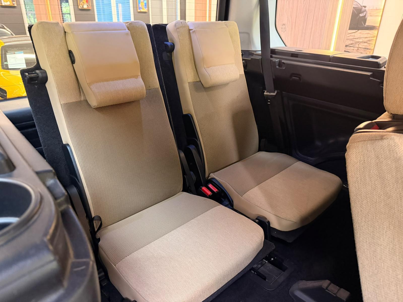 LAND ROVER Discovery 2.7 TdV6 S-image-14