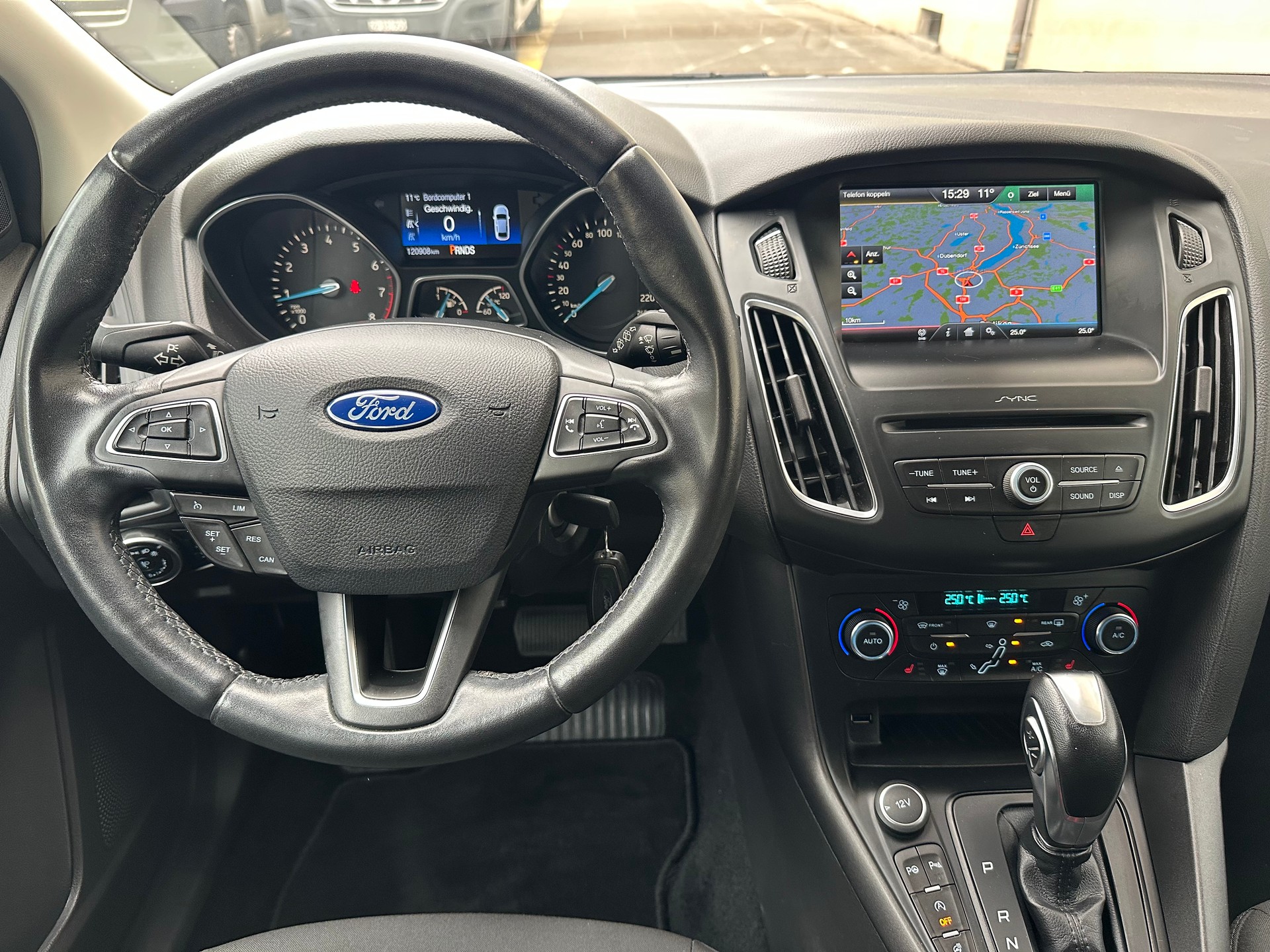 FORD Focus 1.0 SCTi Business Automatic-image-10