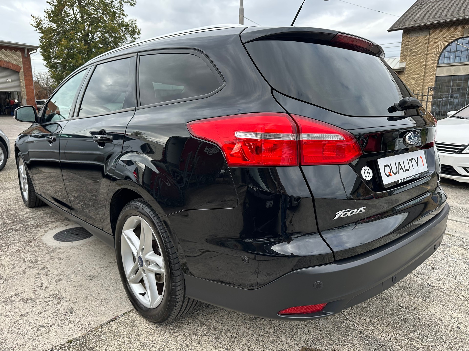 FORD Focus 1.0 SCTi Business Automatic-image-5