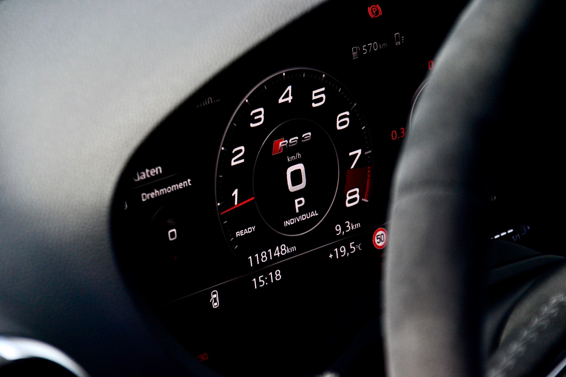 AUDI 2.5 T FSI quattro S-Tronic-image-5