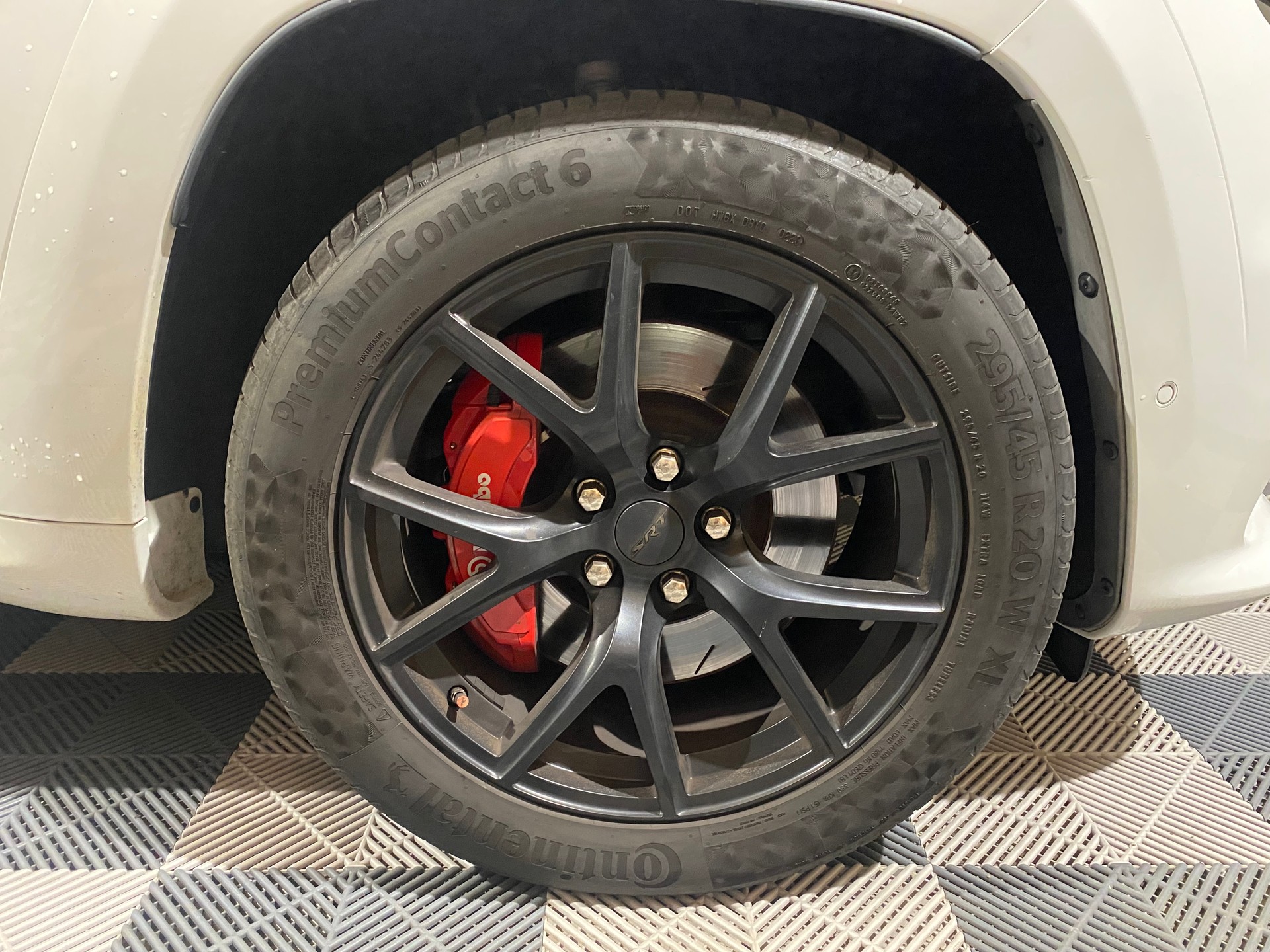 JEEP Grand Cherokee 6.4 V8 HEMI SRT8 Automatic-image-5