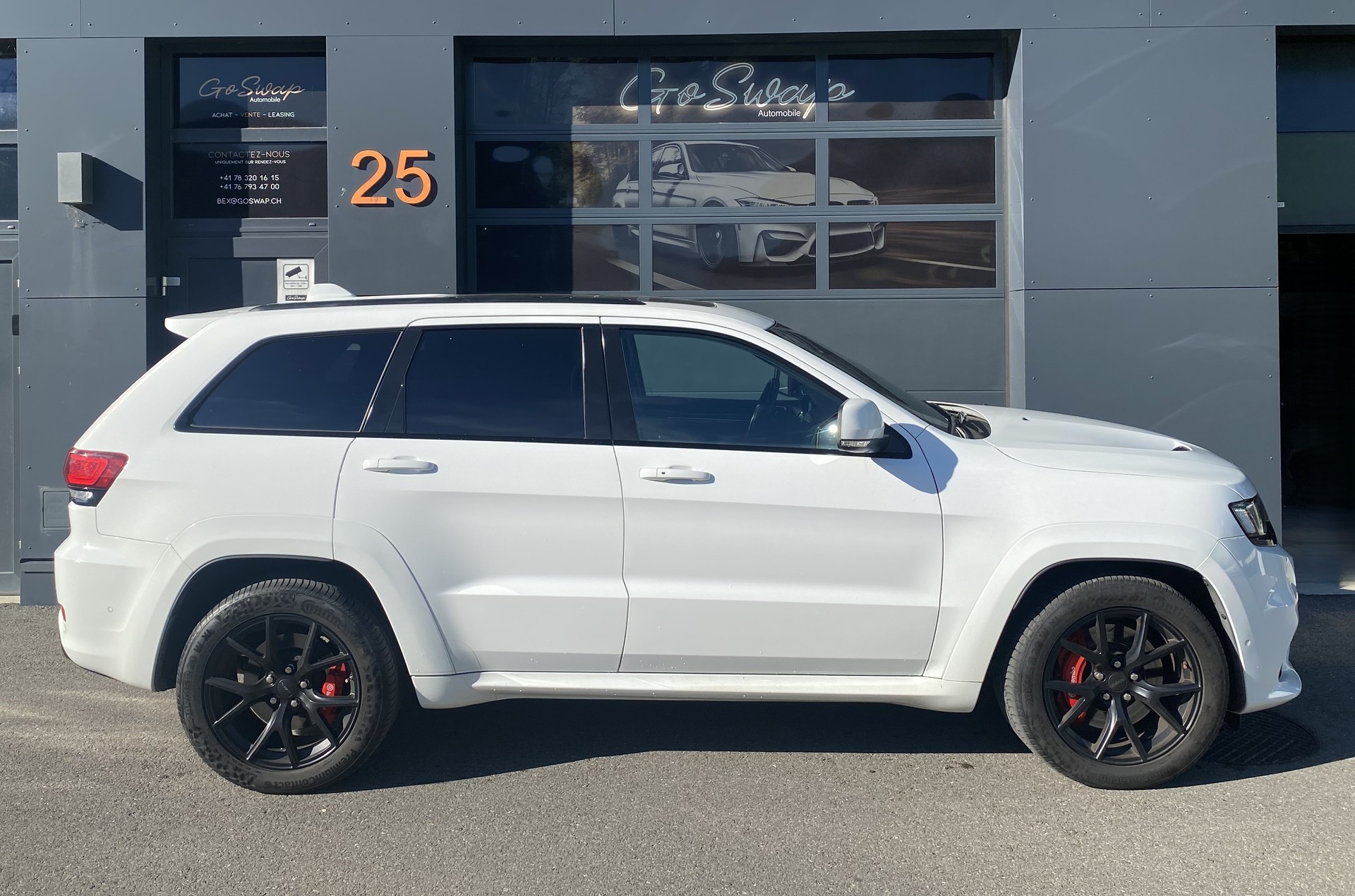 JEEP Grand Cherokee 6.4 V8 HEMI SRT8 Automatic-image-25