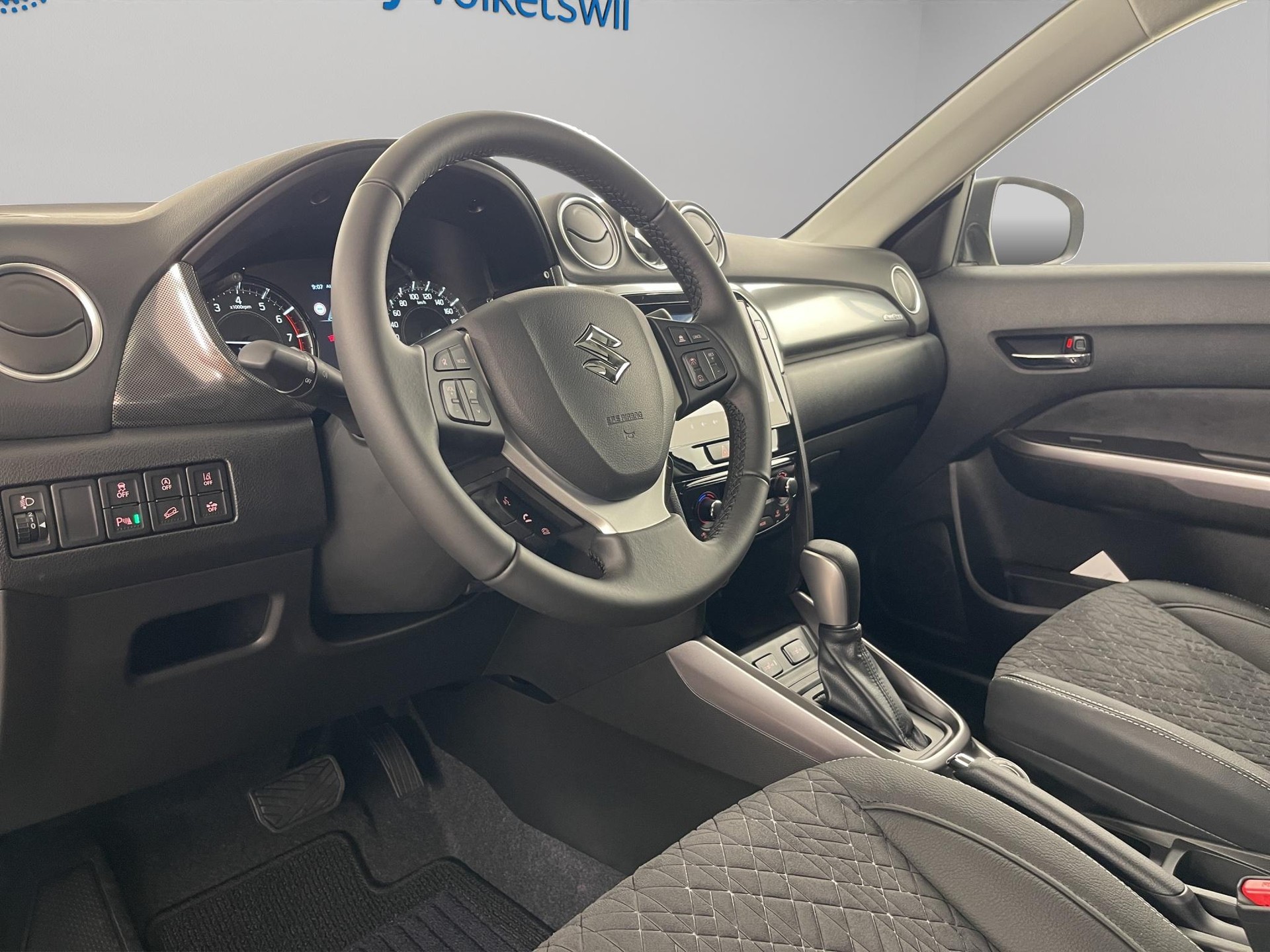 SUZUKI Vitara 1.4 T Compact Top Hybrid 4x4-image-9