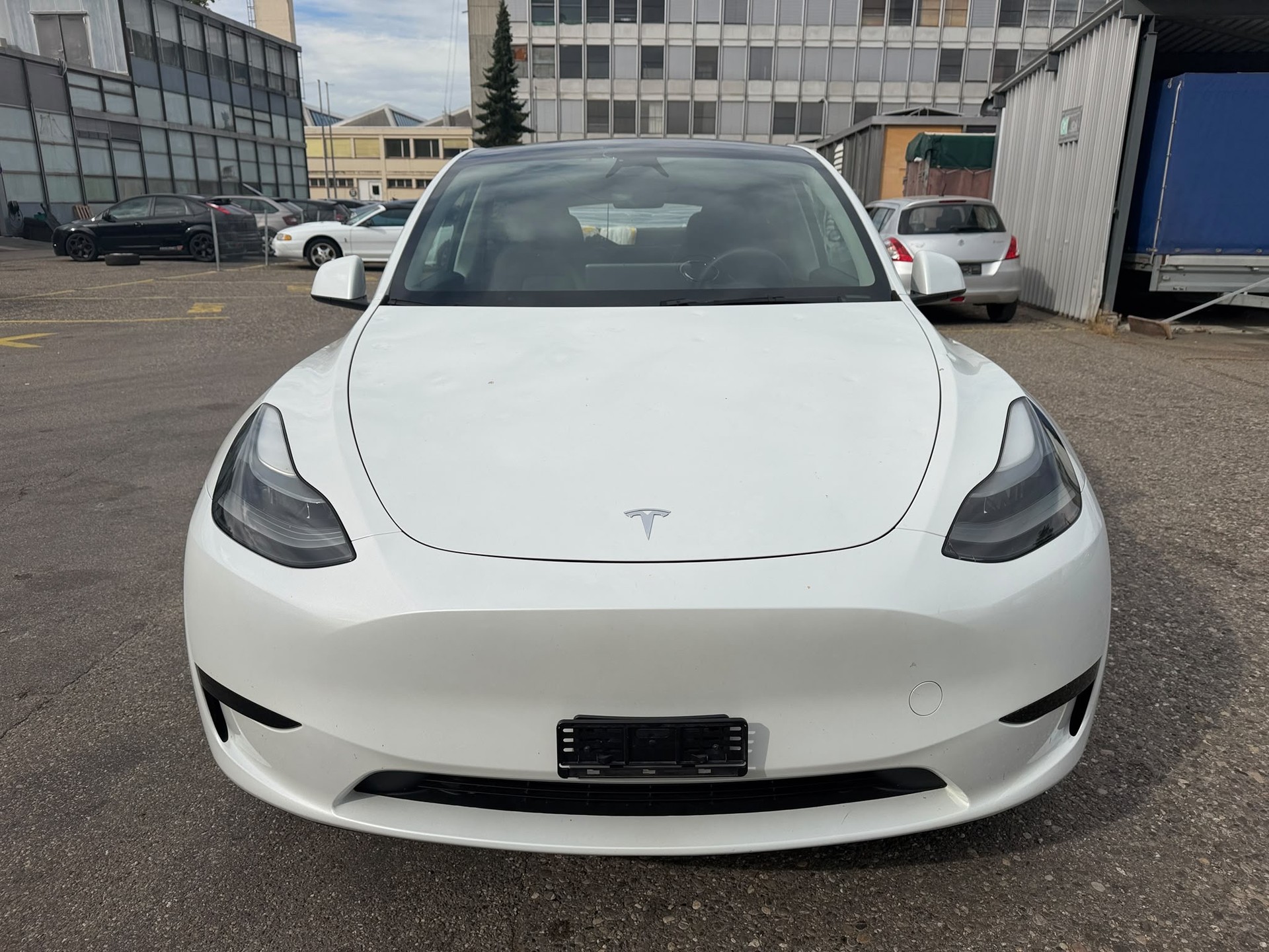 TESLA Model Y Long Range RWD-image-2