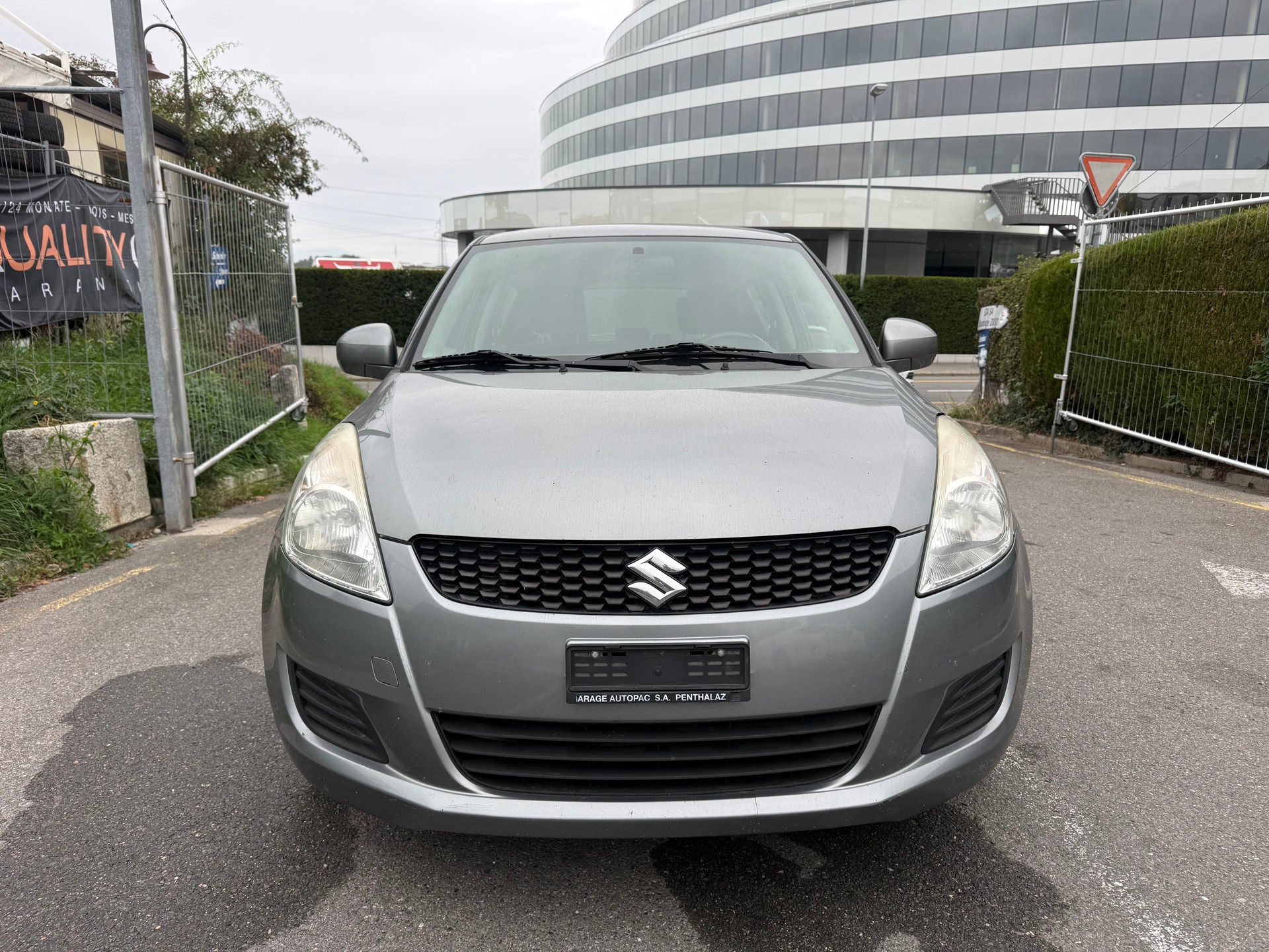 SUZUKI Swift 1.2i 16V GL-image-1