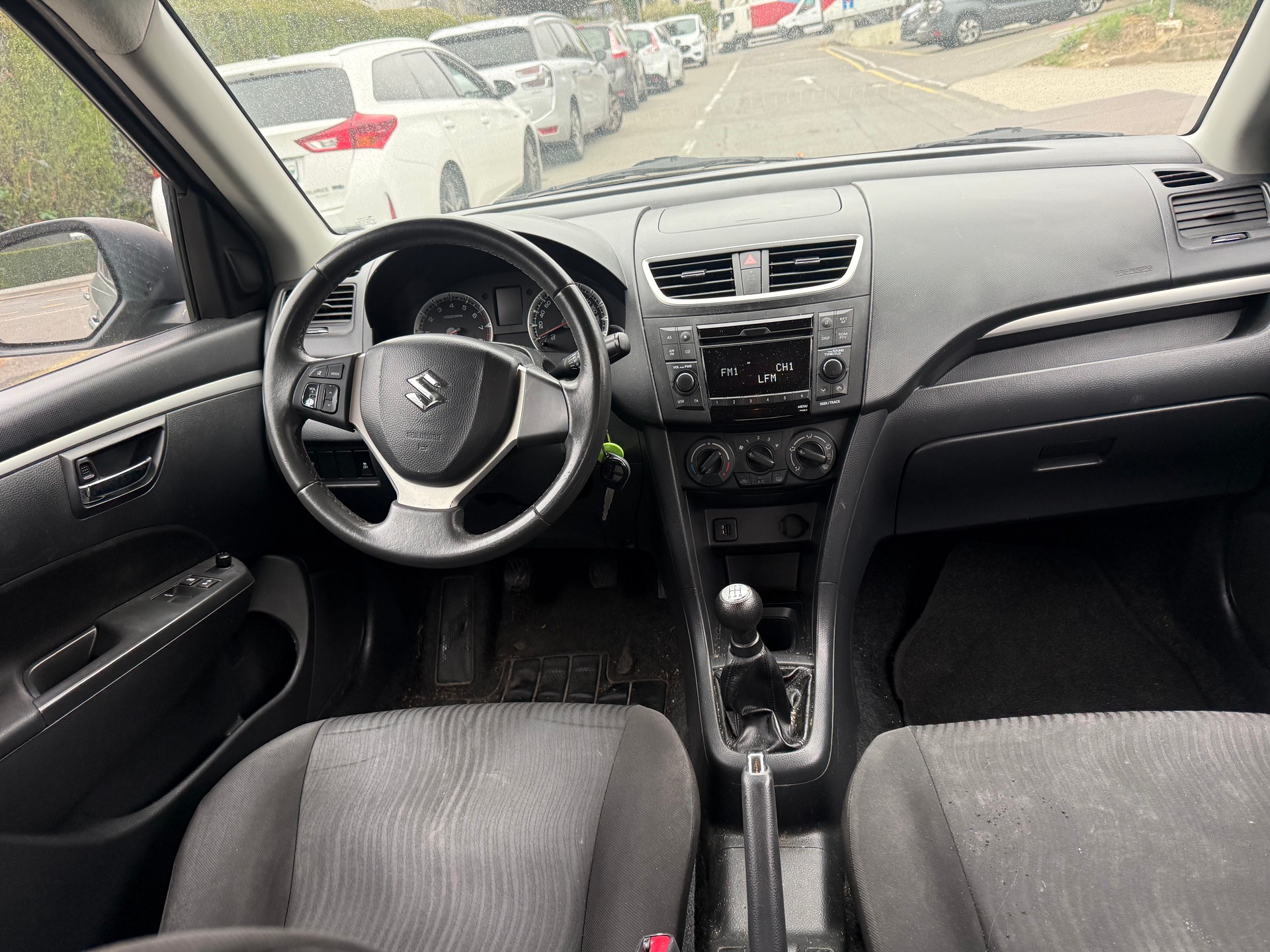 SUZUKI Swift 1.2i 16V GL-image-9
