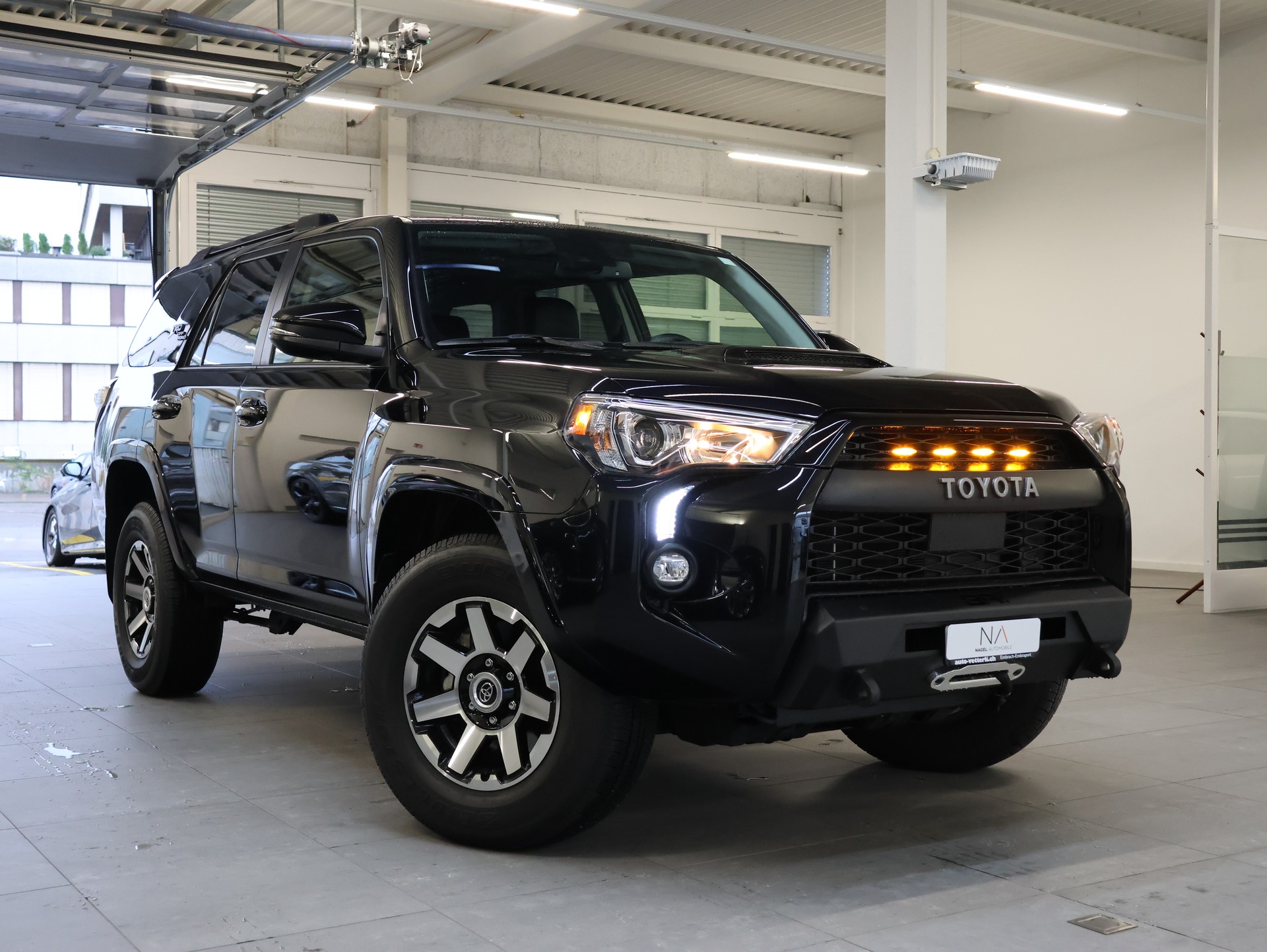 TOYOTA 4-Runner TRD Offroad Premium