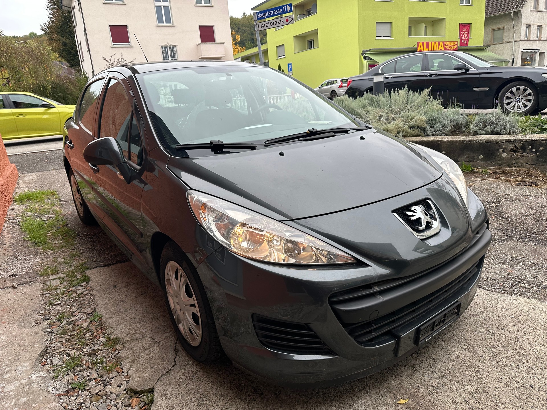 PEUGEOT 207 1.4 16V Trendy