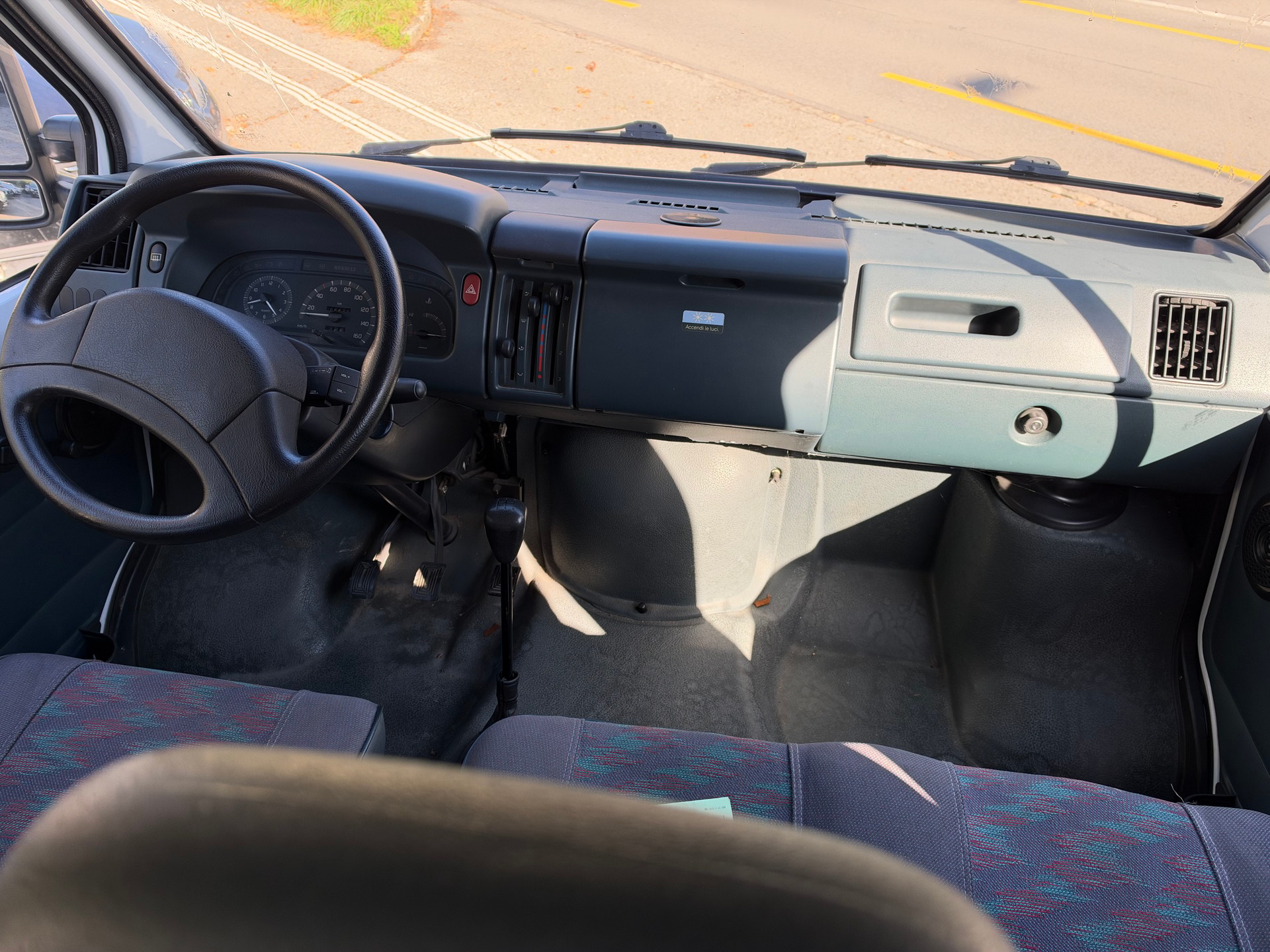 RENAULT Microbus V5 BE 2.2 4x4-image-6