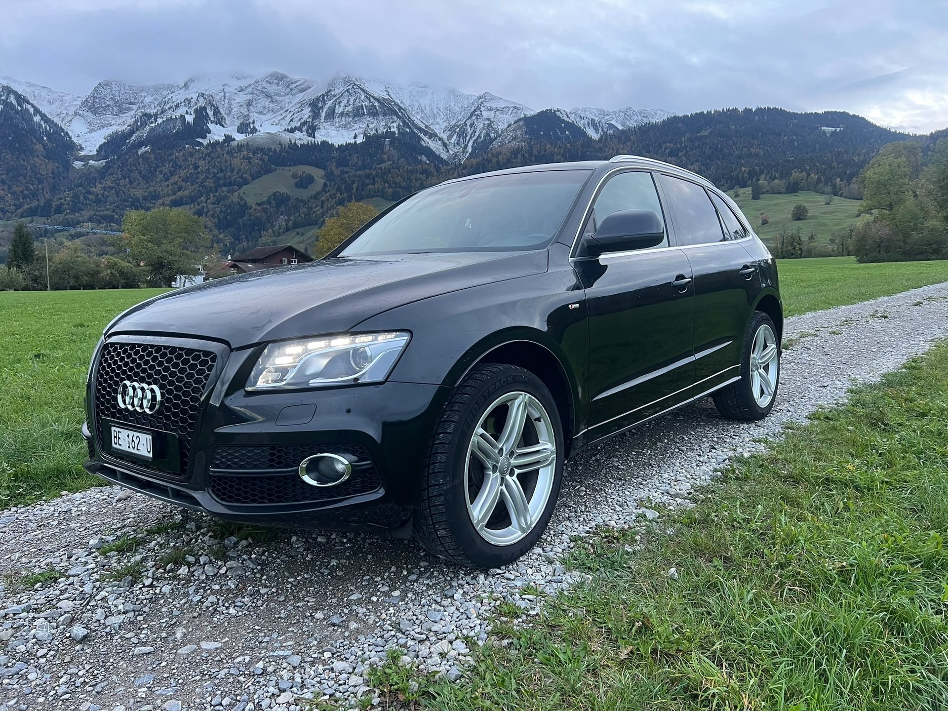 AUDI Q5 3.0 TDI quattro S-tronic-image-1