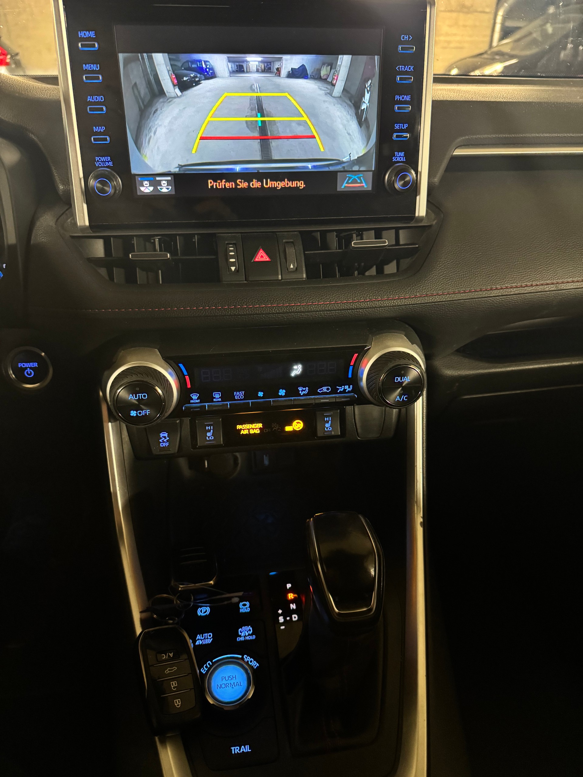 SUZUKI Across 2.5 Plug-in-Hybrid Compact Top E-CVT-image-13
