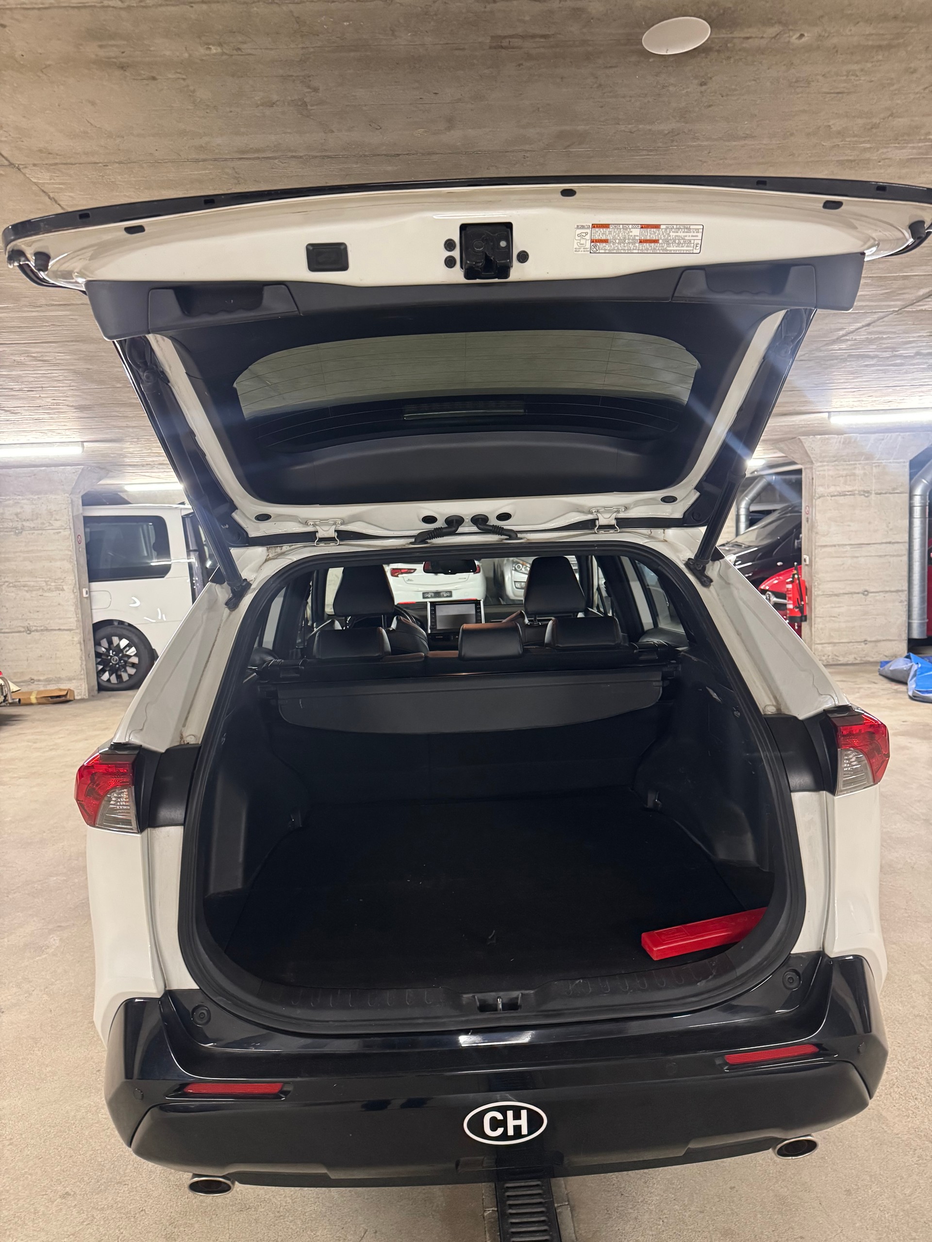 SUZUKI Across 2.5 Plug-in-Hybrid Compact Top E-CVT-image-12