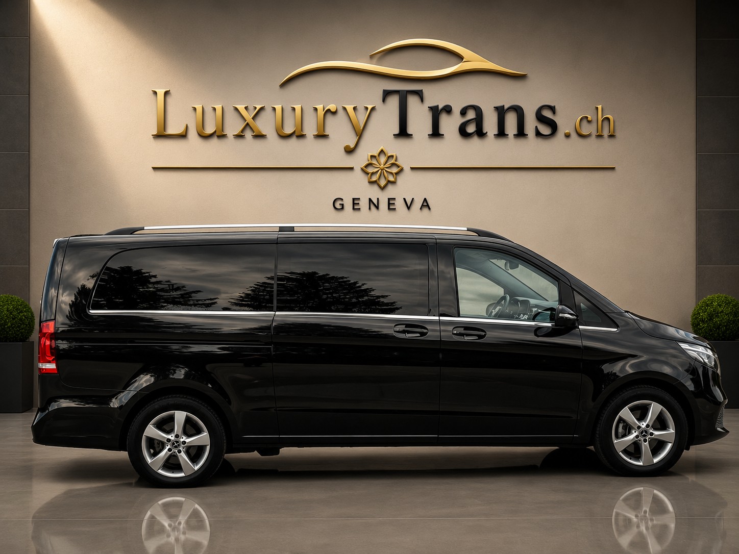 MERCEDES-BENZ V 300 d ExtraLang Avantgard 4Matic 9G-Tronic-image-2