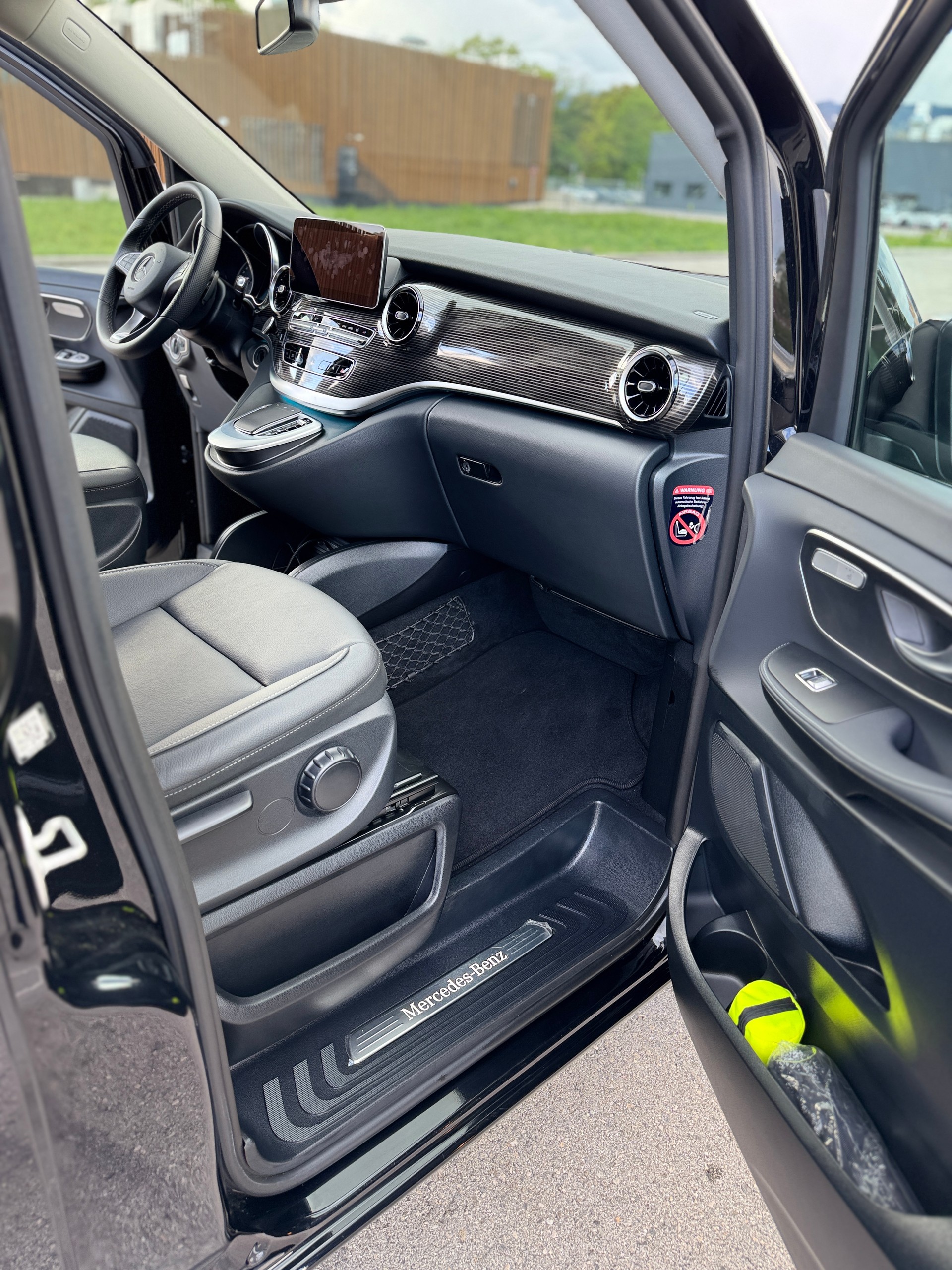 MERCEDES-BENZ V 300 d ExtraLang Avantgard 4Matic 9G-Tronic-image-12
