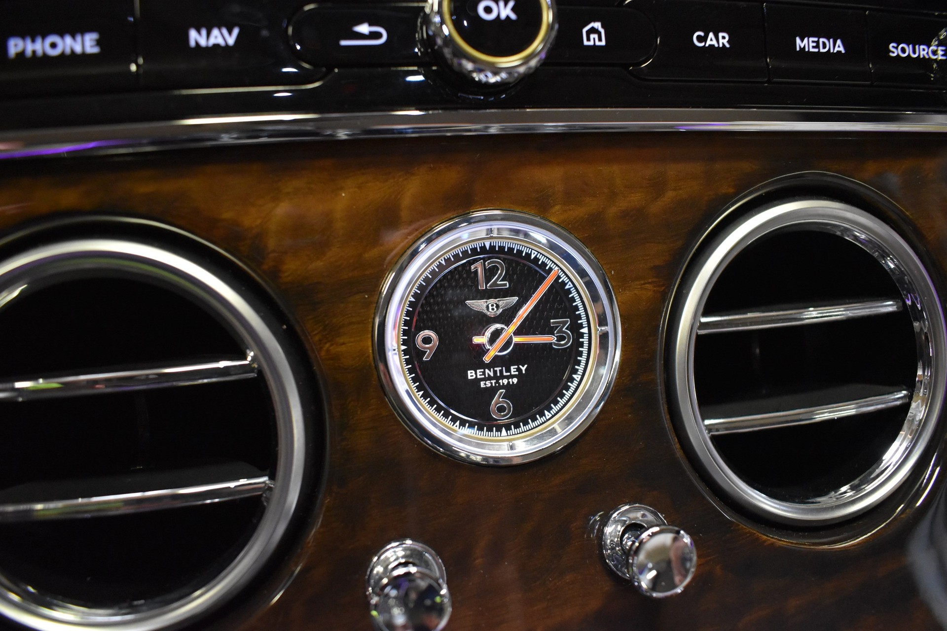 BENTLEY Continental GT 6.0 W12-image-28