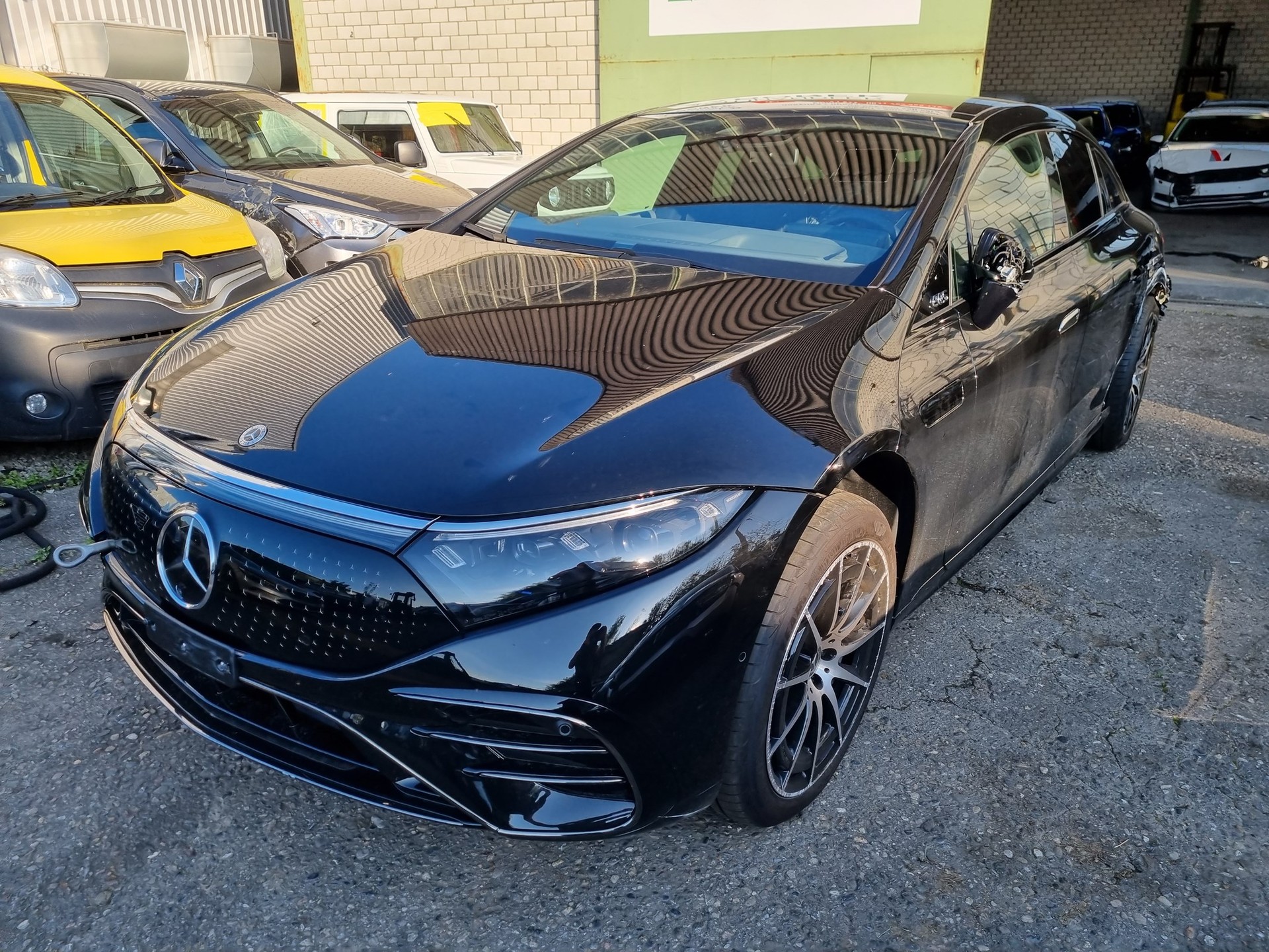 MERCEDES-BENZ EQS 450+ AMG Line-image-5