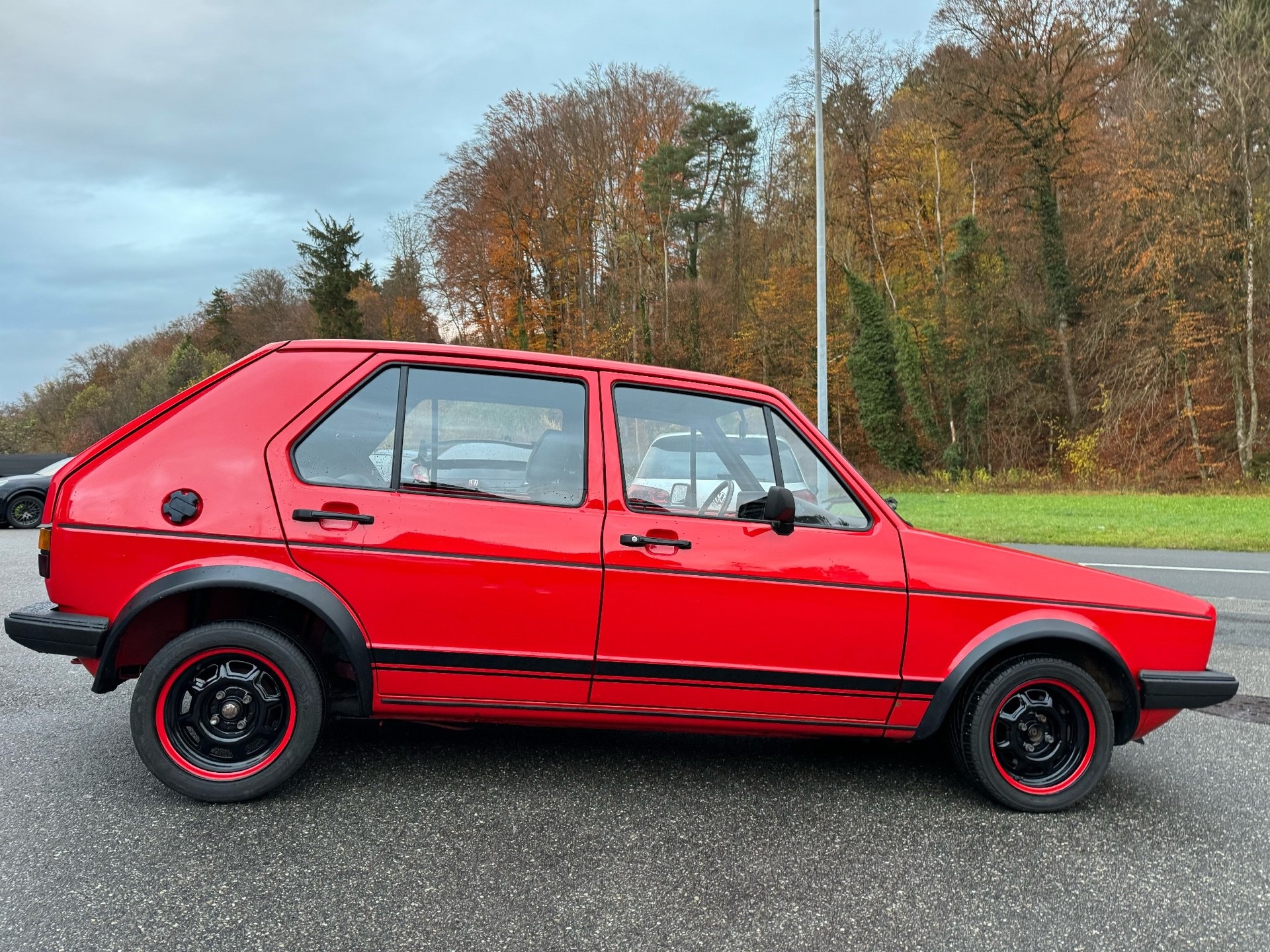 VW Golf 1800 GTI-image-2