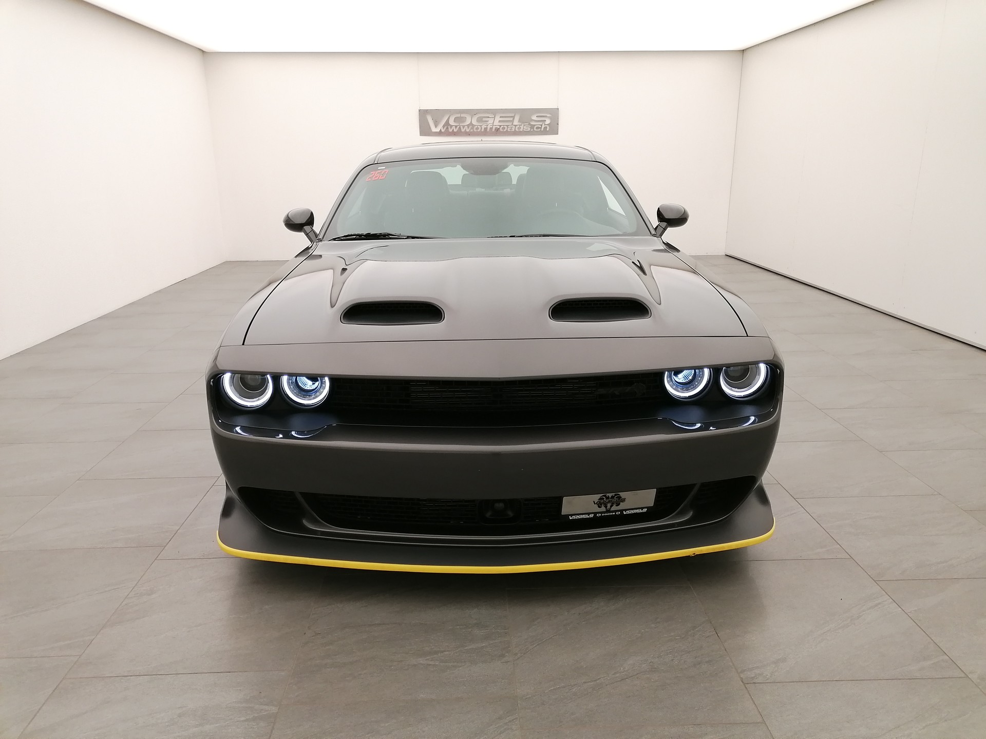 DODGE Challenger Hellcat WB Jailbreak-image-1