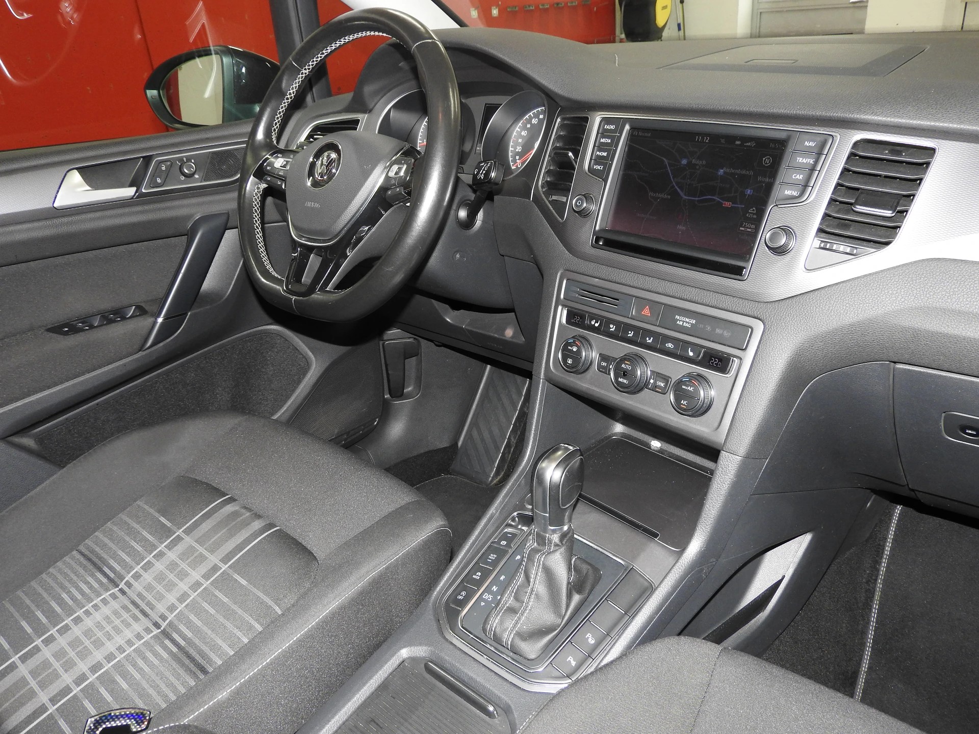 VW Golf Sportsvan 1.4 TSI Lounge DSG, frisch ab MFK, ACC, Zahnriemen frisch ersetzt, Lekradheizung, Sicherheitspaket-image-12