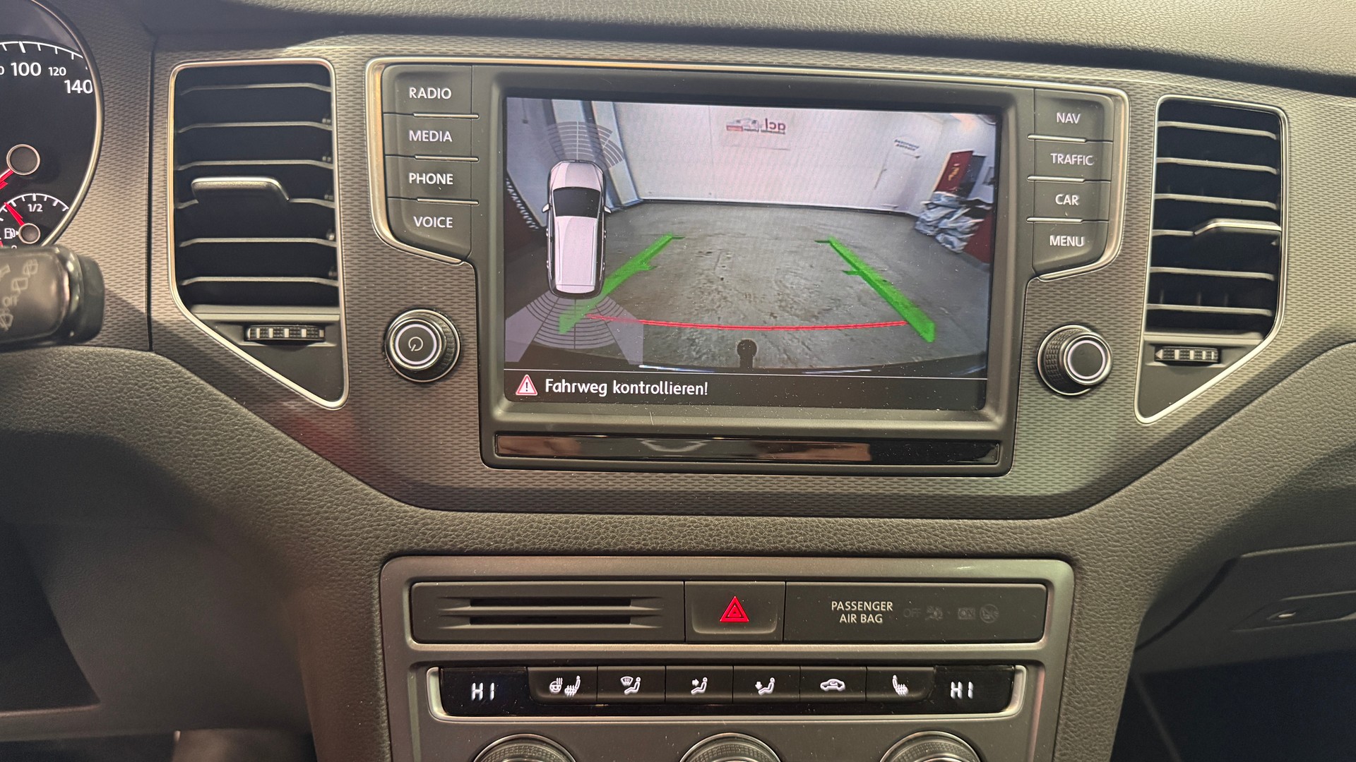 VW Golf Sportsvan 1.4 TSI Lounge DSG, frisch ab MFK, ACC, Zahnriemen frisch ersetzt, Lekradheizung, Sicherheitspaket-image-23