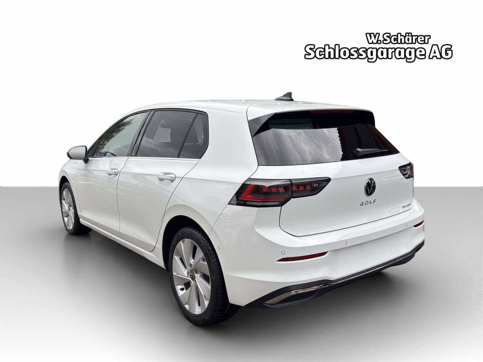 VW Golf 1.5 TSI PHEV Style-image-2
