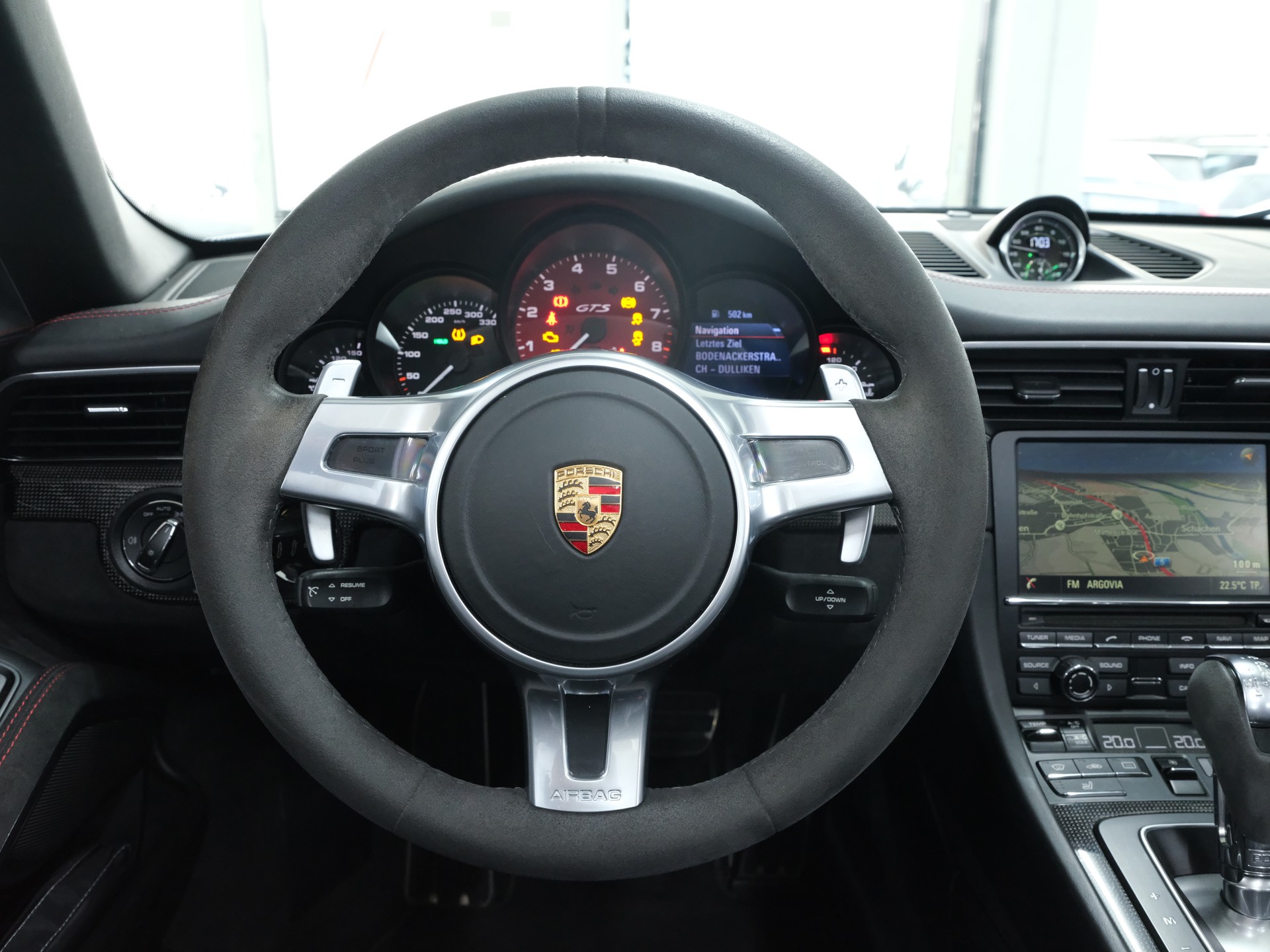 PORSCHE 911 Cabrio Carrera 4 GTS PDK-image-21