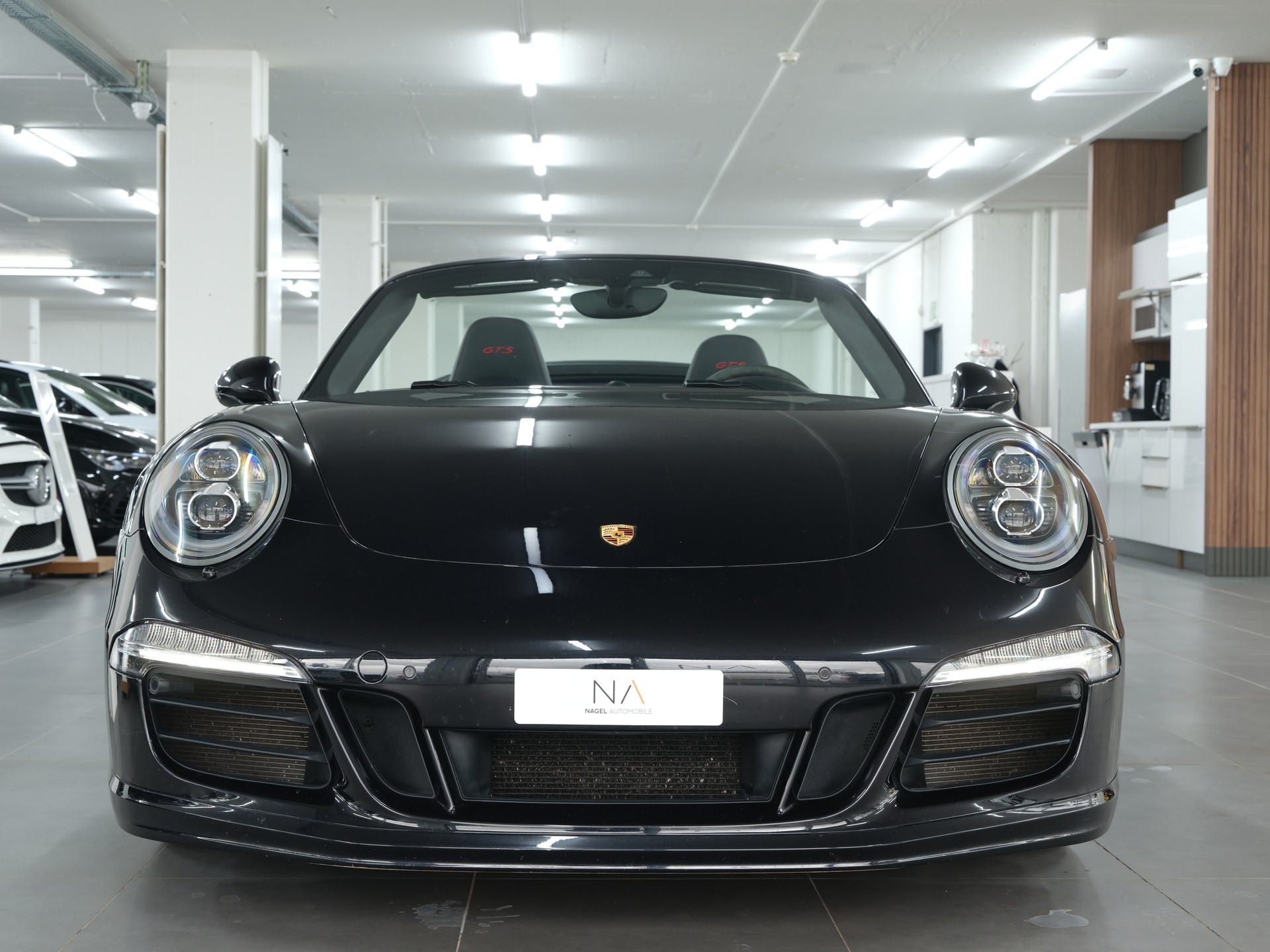 PORSCHE 911 Cabrio Carrera 4 GTS PDK-image-2