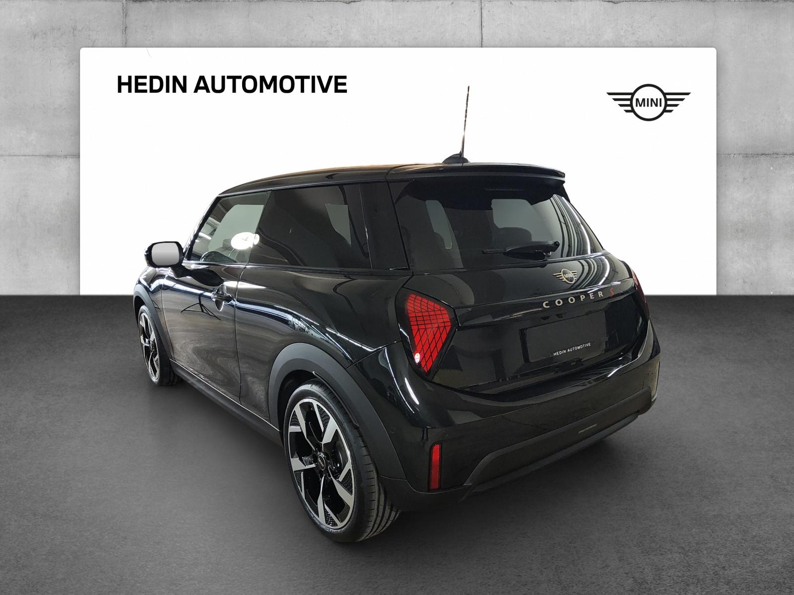 MINI F66 2.0i Cooper S-image-2