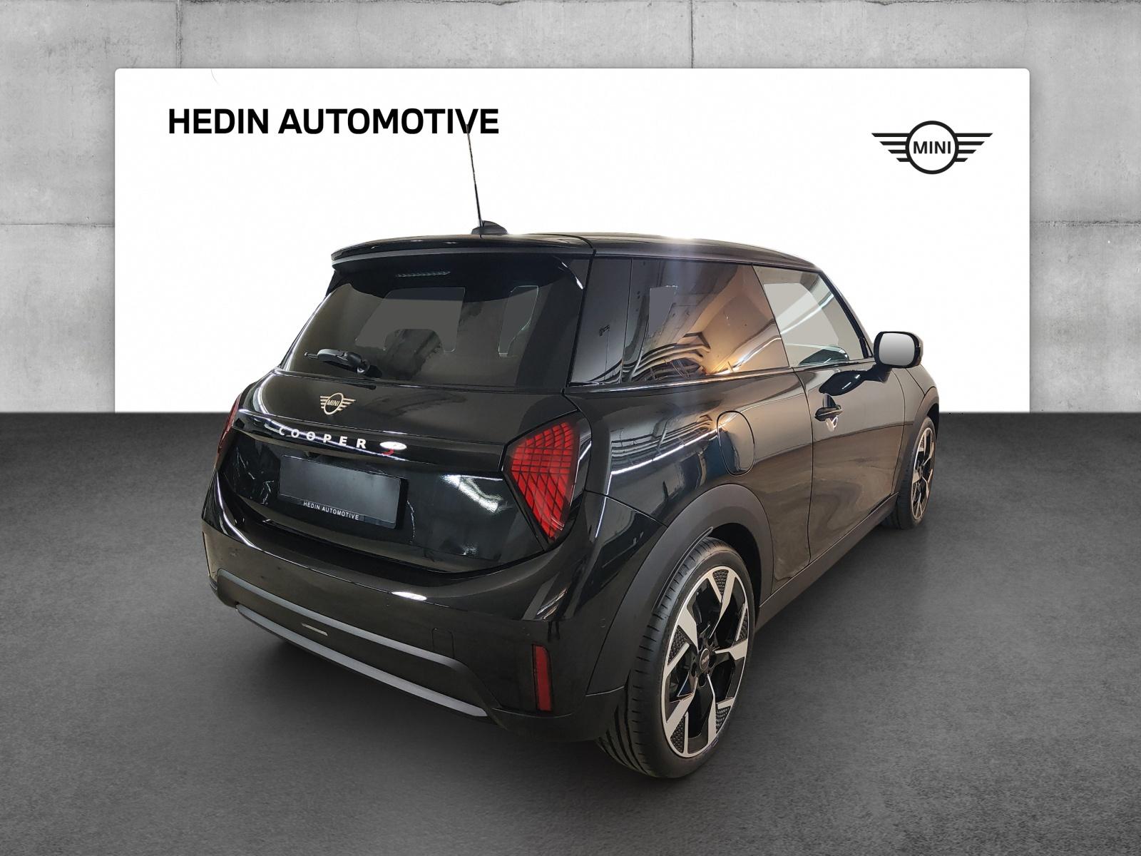 MINI F66 2.0i Cooper S-image-18