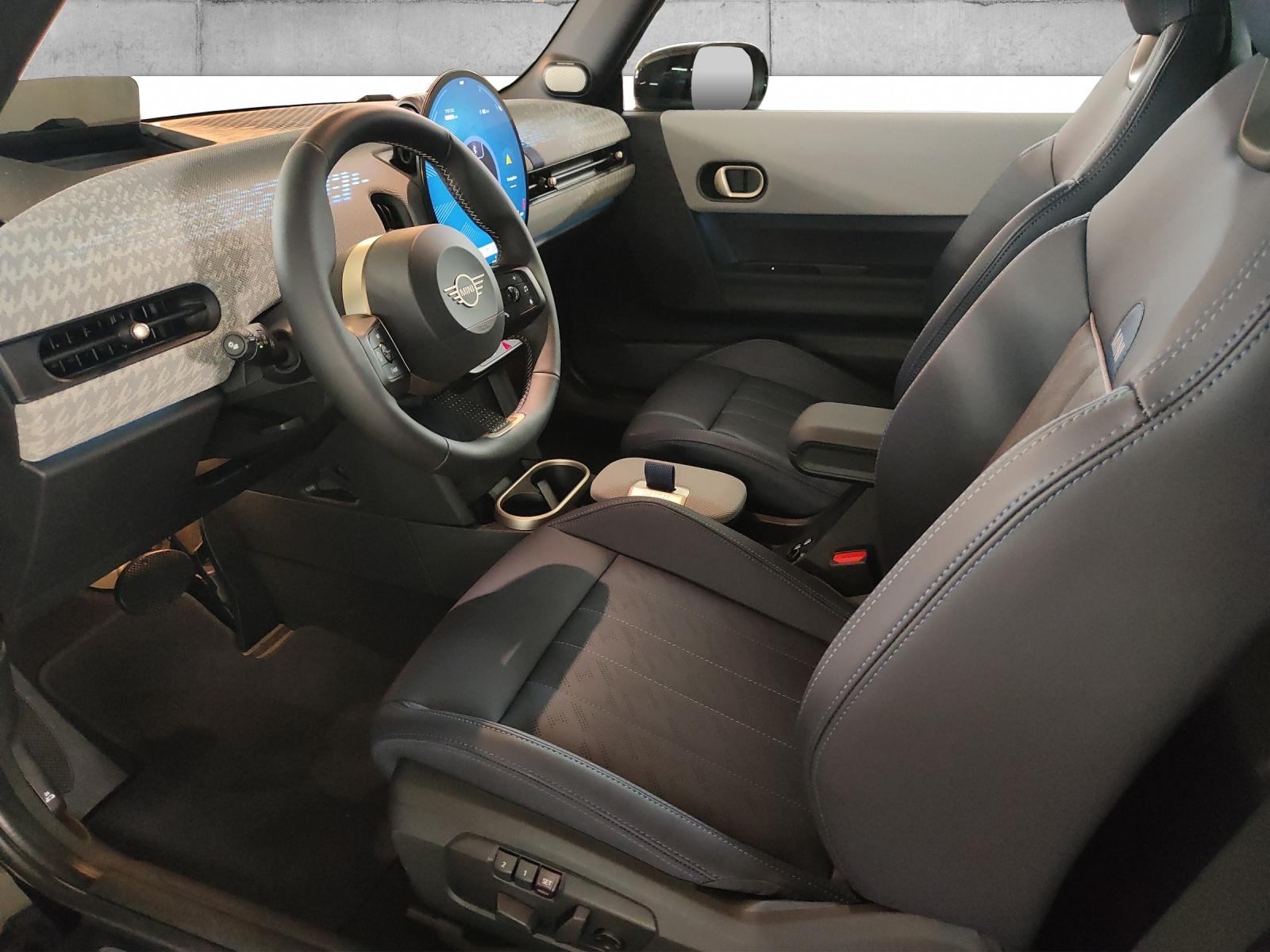 MINI F66 2.0i Cooper S-image-1
