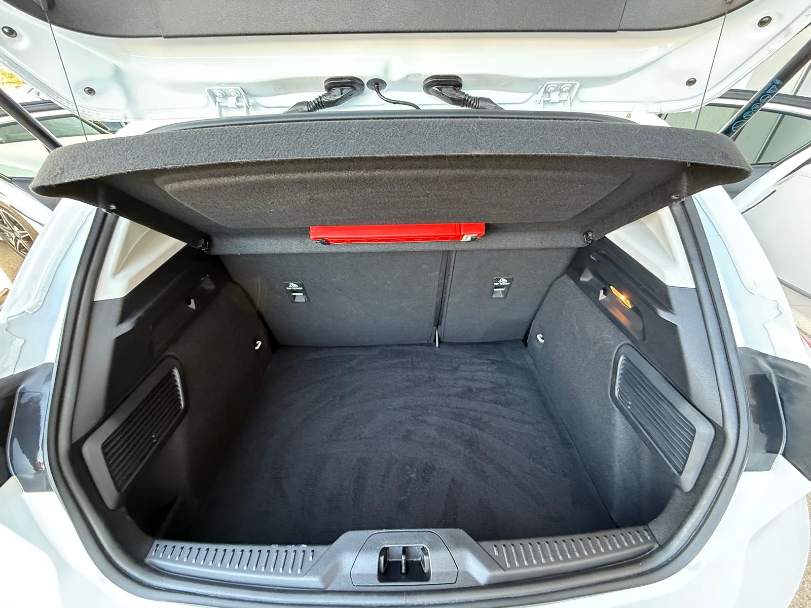 FORD Focus 2.0 TDCi Titanium Automatic-image-11