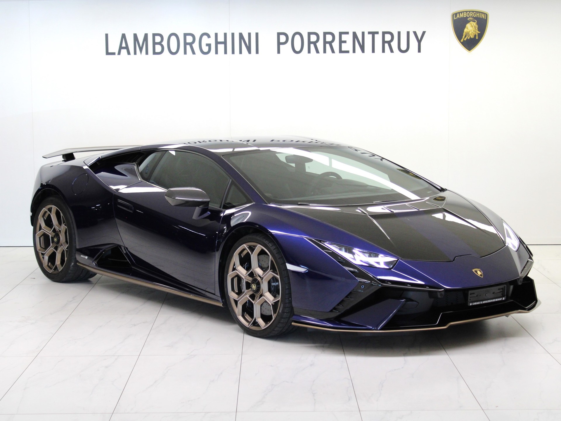 LAMBORGHINI Huracan Tecnica-image-0
