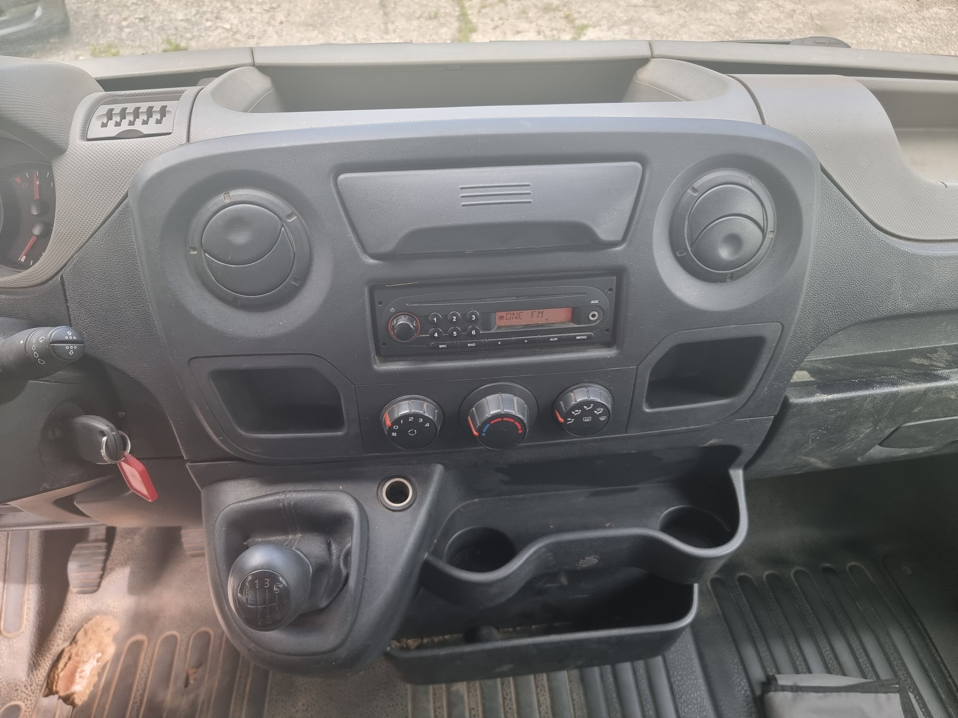 RENAULT Master T35 2.3dCi L3H1-image-13