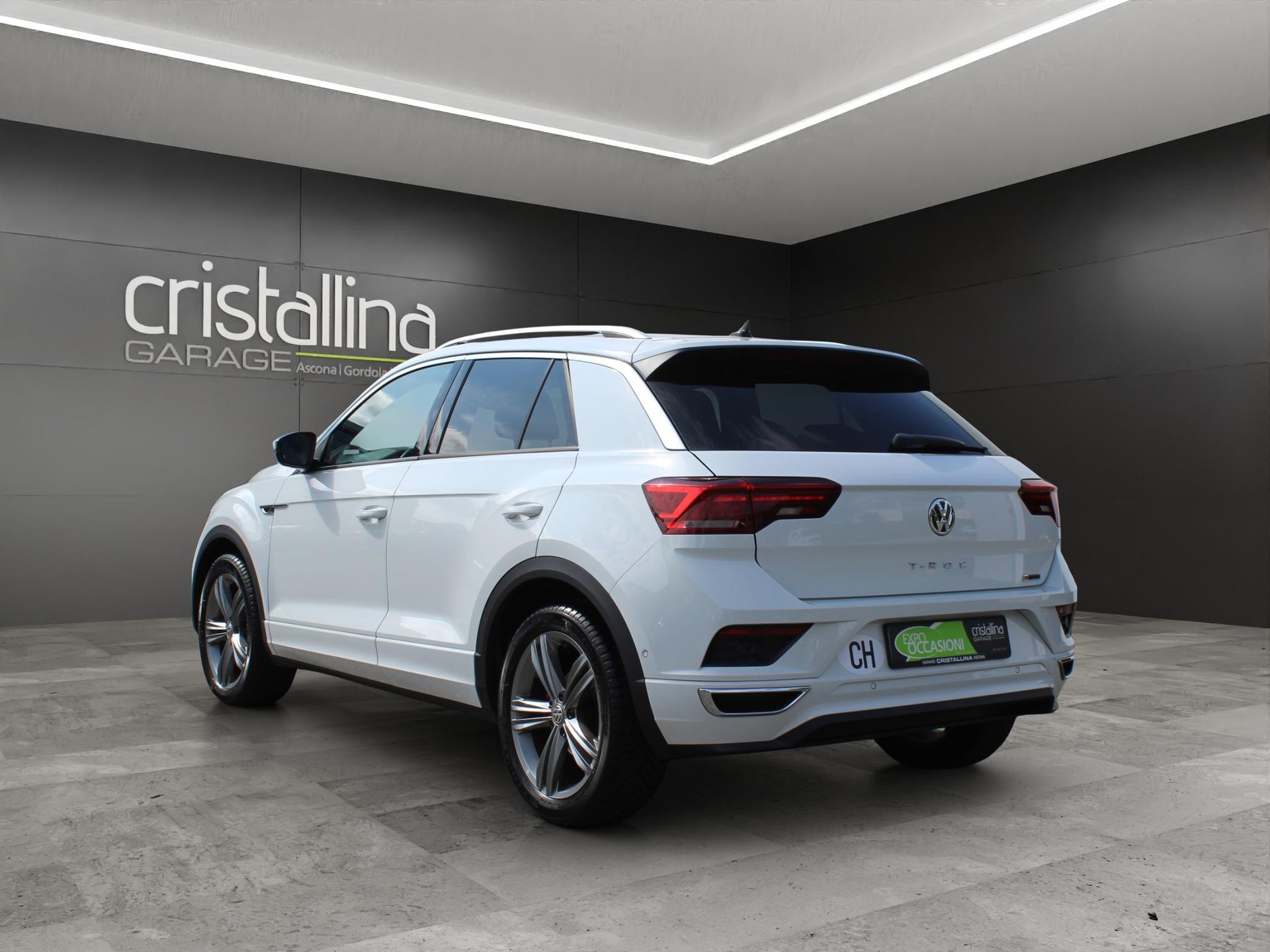 VW T-Roc 1.5 TSI Sport DSG 4motion-image-2