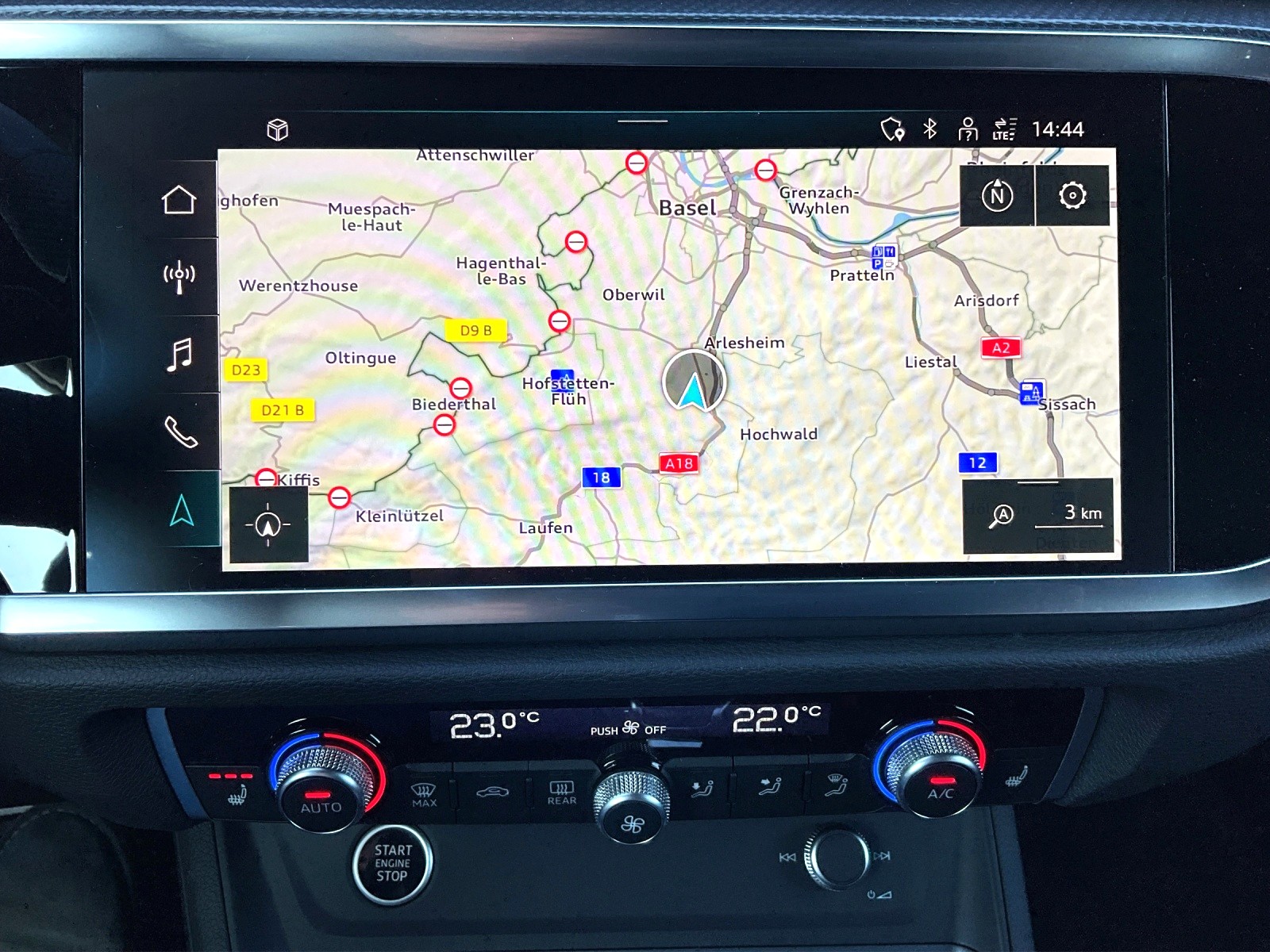 AUDI Q3 35 TFSI S line Attraction S-tronic-image-9