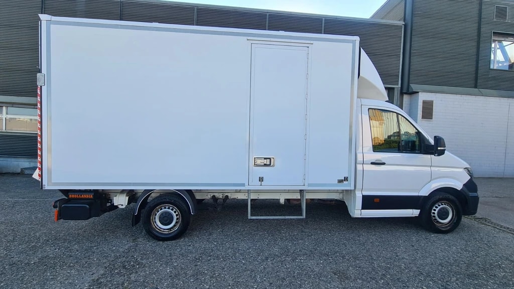 VW Crafter 35 2.0 TDI Koffer/Hebebuhne Champion L4 A ** CH-Fahrzeug ** Hebebühne * RF-Kamera * Klimaanlage * L4 * Neues Modell 2022-image-7