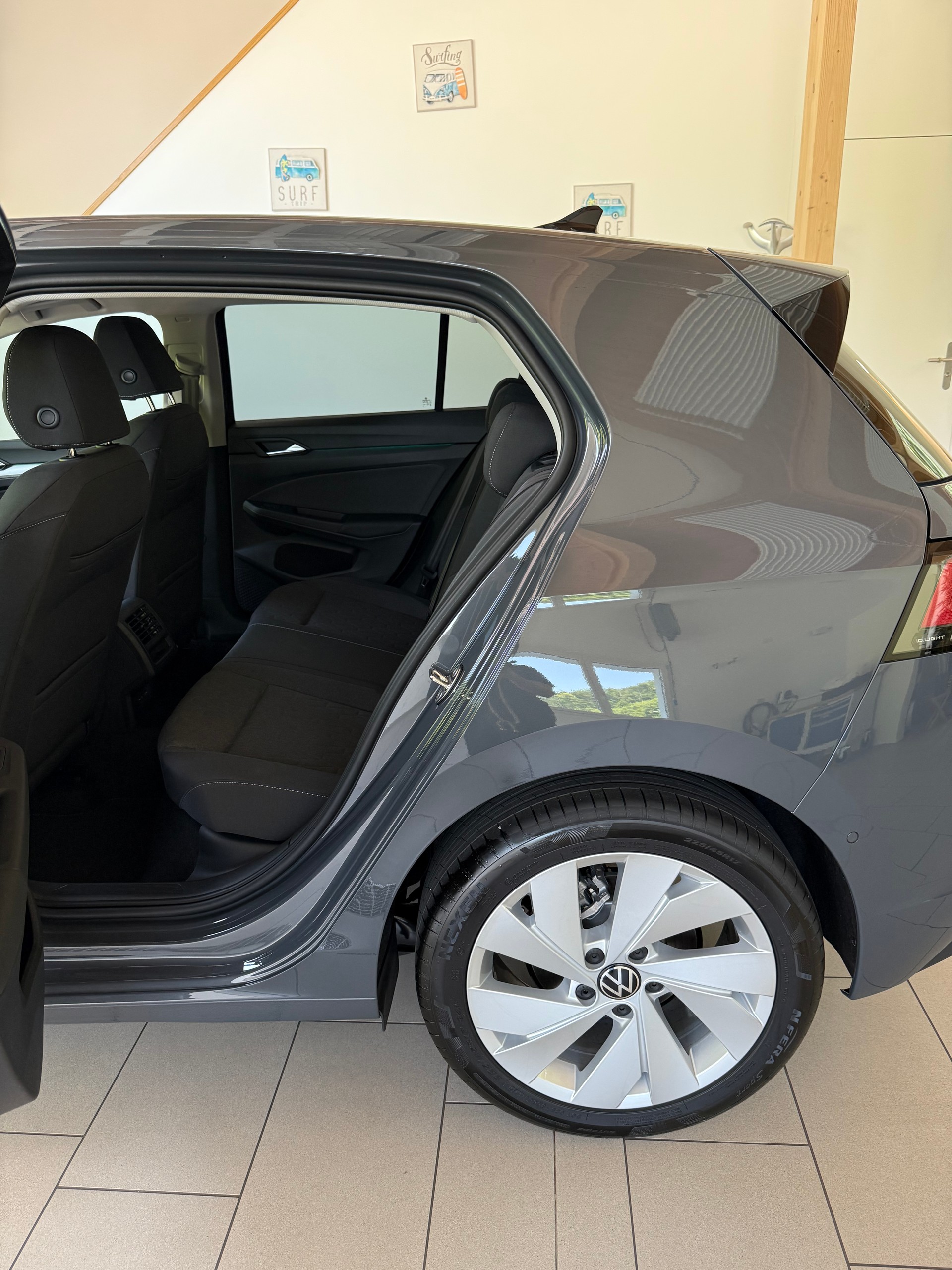 VW Golf VIII 1.5 eTSI DSG 115PS United-image-6
