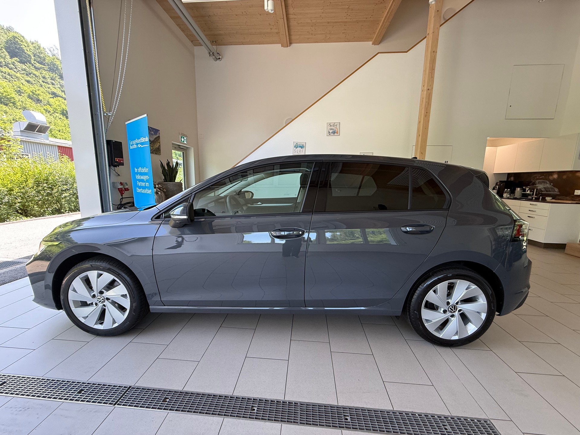 VW Golf VIII 1.5 eTSI DSG 115PS United-image-1