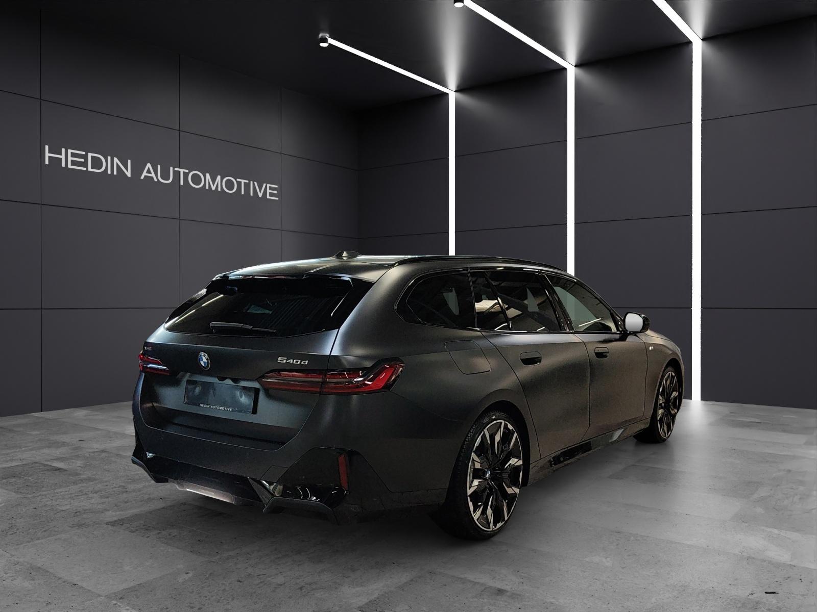 BMW 540d xDrive Touring-image-17